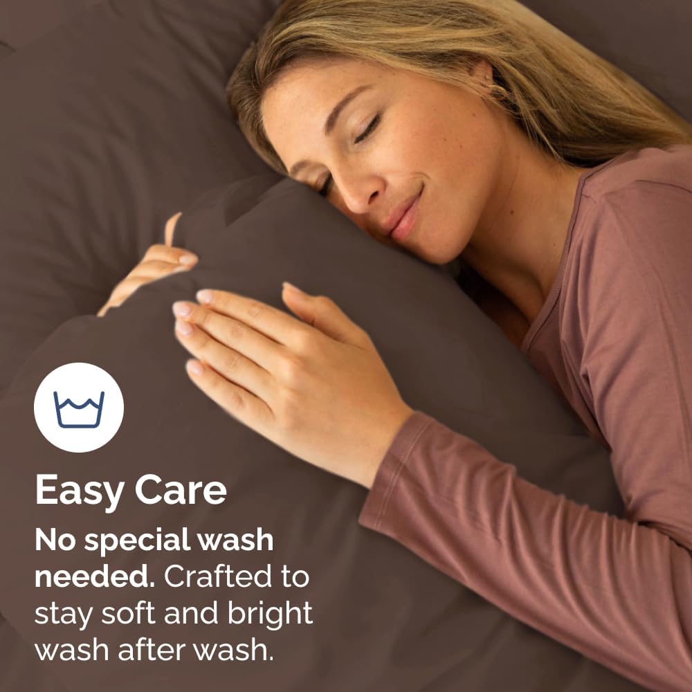 Standard Pillow Cases Set of 8 - Ultra Soft Hotel Quality Pillowcase Covers - Comfy, Cozy & Wrinkle Free - Shrink, Stain and Fade Resistant - Machine Washable Pillow Protectors - 8 Piece Set - Brown