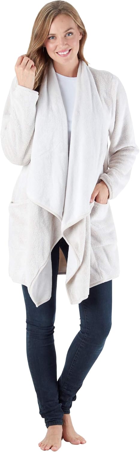 Sleepyheads Women's Fleece Long Sleeve Robe Sherpa-Lined Hooded Bathrobe…