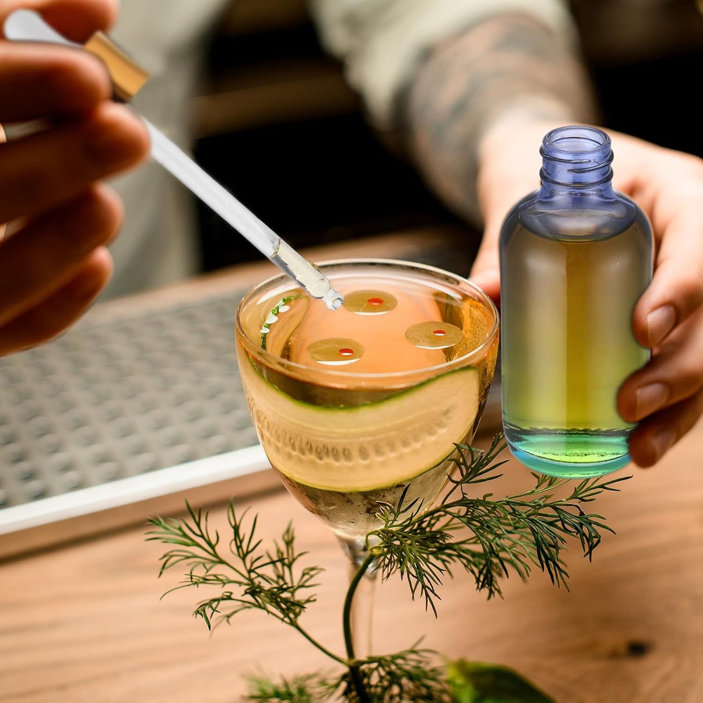 Dandat 50 Pack 4 oz Glass Dropper Bottles Leakproof 120 ml Glass Tincture Bottles with Eye Droppers, 4 Funnels, 54 Labels for Essential Oil Perfumes Hair Oil(Blue Gradient)