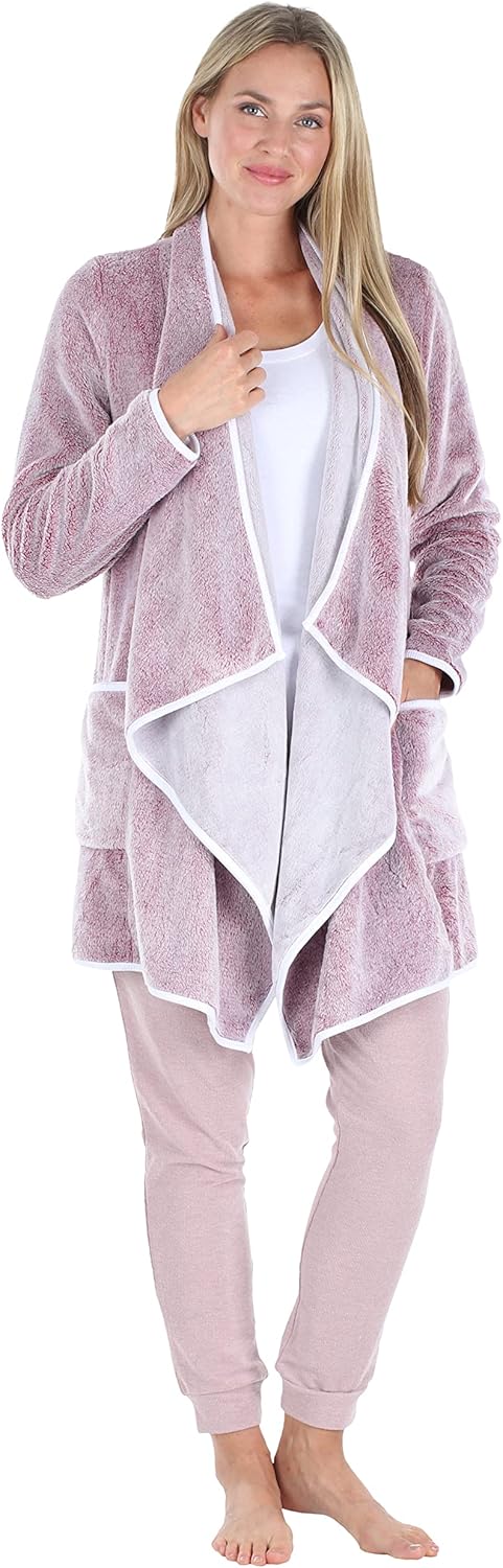 Sleepyheads Women's Fleece Long Sleeve Robe Sherpa-Lined Hooded Bathrobe…