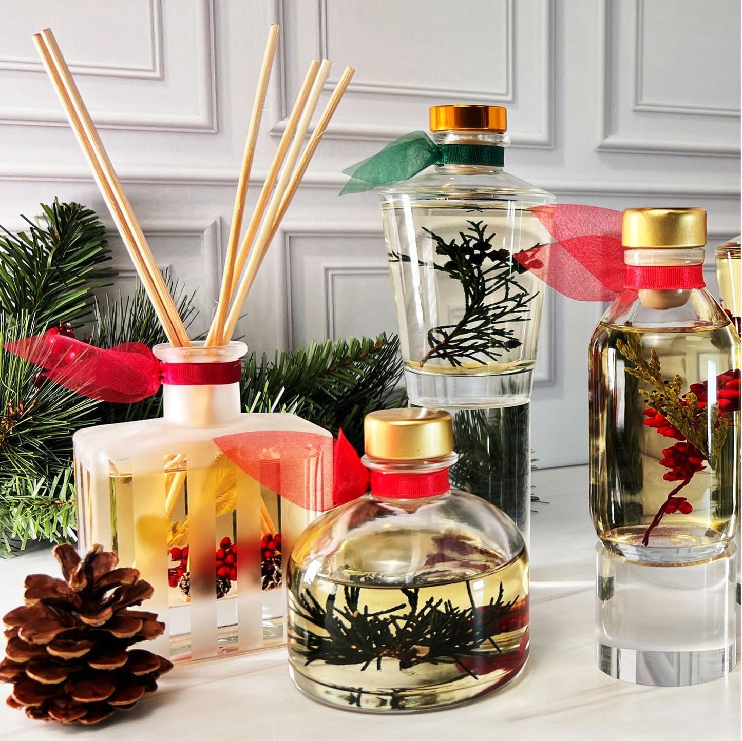 LOVSPA Reed Diffuser Set, Holiday Pine Cones Scented Oil Diffuser with Sticks, Home Fragrance Accessories for Bathroom Shelf Decor, Aroma Diffusers for Home or Office Desk, USA Made