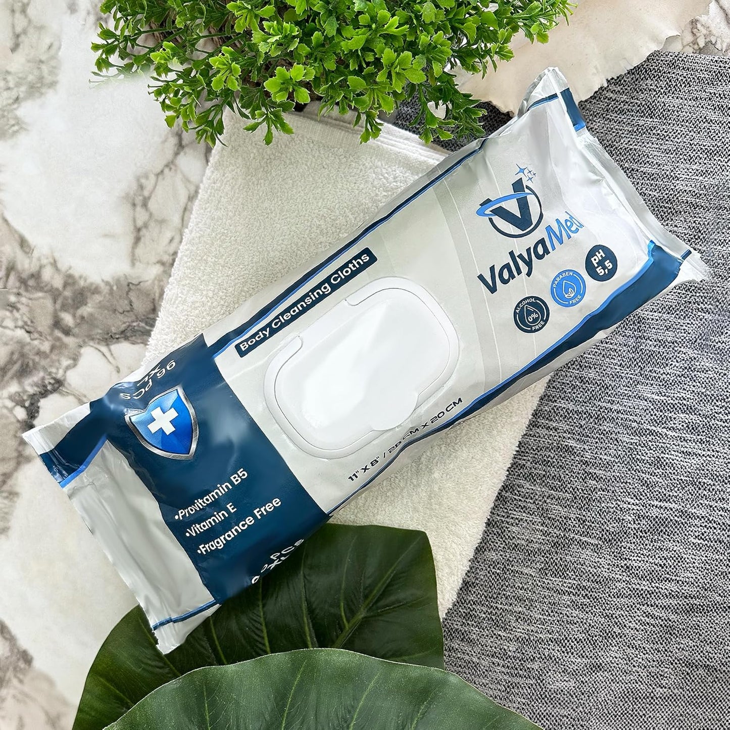 XL Body Wipes for Adults, Elderly - Alcohol-Free Incontinence Wipes, Paraben Free, Fragrance-Free, With Vitamin E, Provitamin B5 - 11'' x 8'' (96 Count - 4 Pack)
