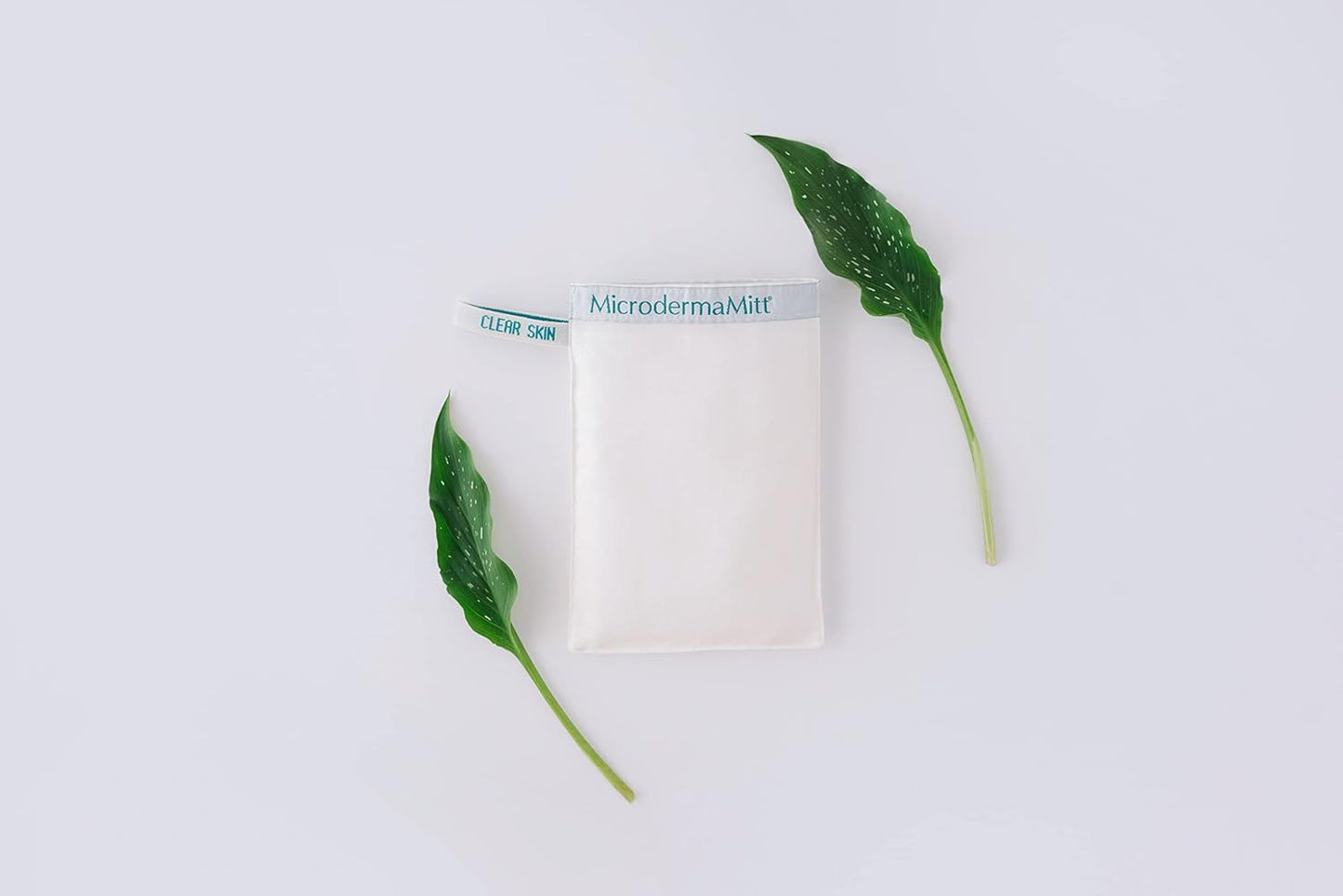 MicrodermaMitt Clear Skin Exfoliating Mitt for Face, Lips, Neck - Gentle Dead Skin Remover & Facial Scrub Clears Blackheads, Unclogs Pores, Evens Skin Tone & Texture, Lips Scrub Care, Lip Exfoliator