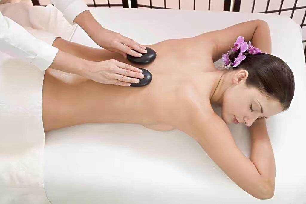 Zabrina 4 Pcs Personal Large Massage Stone Set Basalt Hot Rocks Stones, 2.75 in* 3.54 in