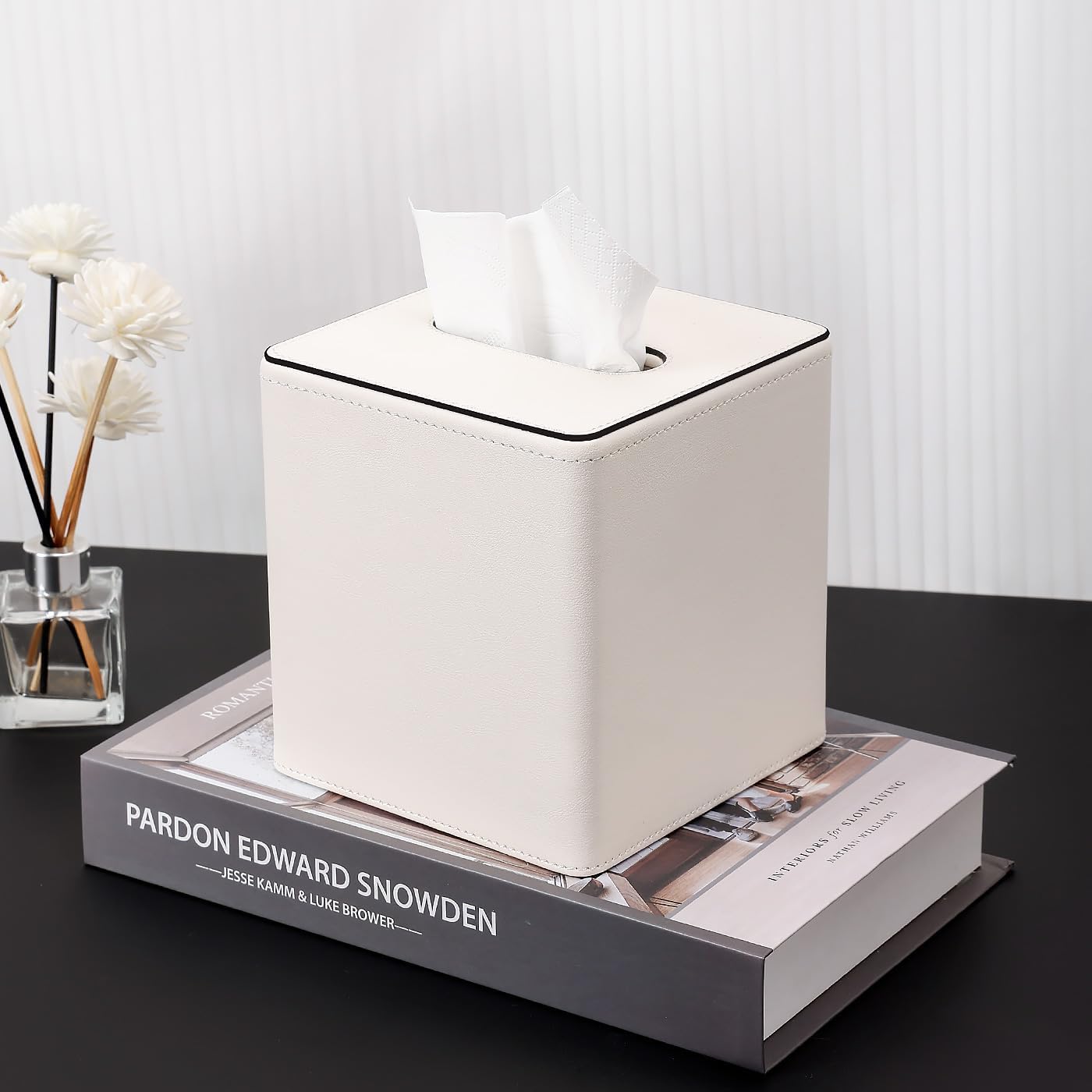 KINGFOM Leather Tissue Box Cover – Square Modern PU Leather Tissue Holder, Cube Tissue Dispenser for Home, Office, Bedroom, Bathroom – Elegant Minimalist Style (Ivory White-Square)