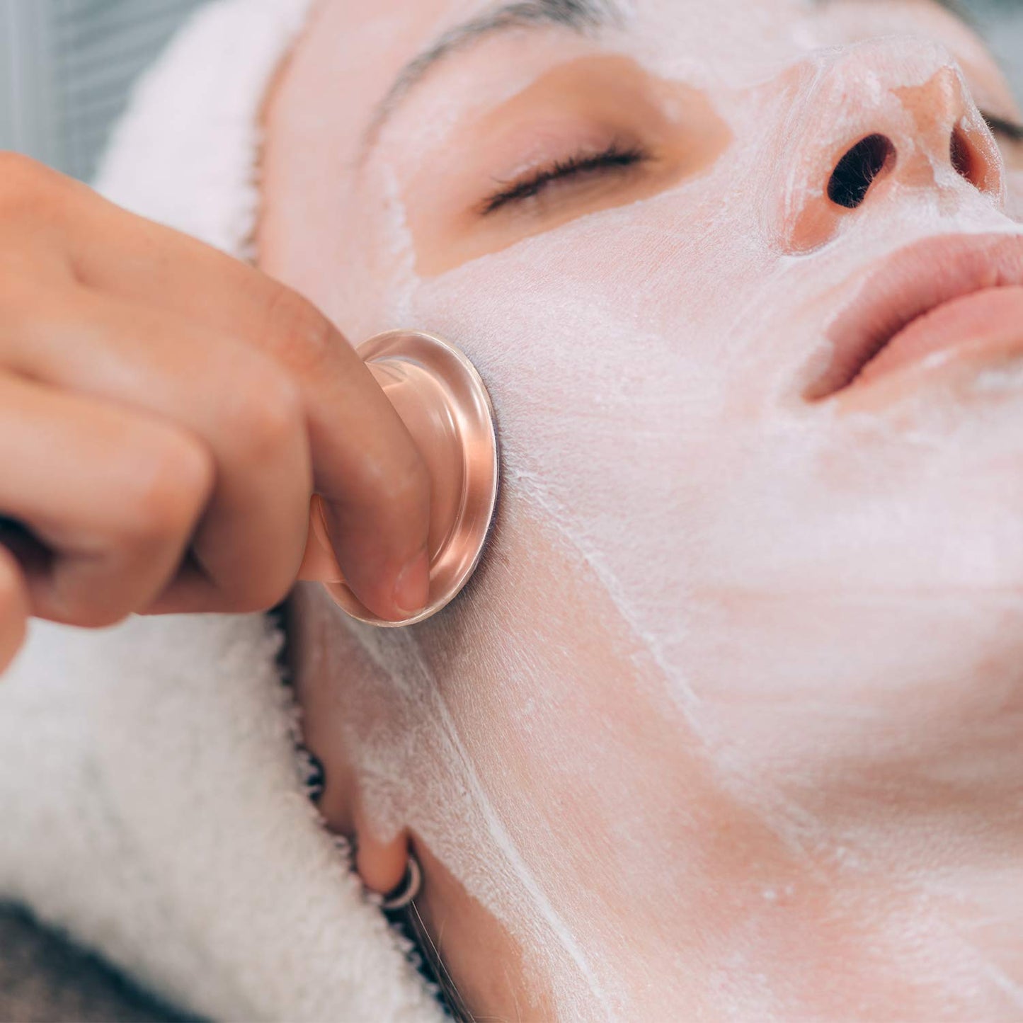 Nuanchu Facial Cupping Cup Glass Face Cup Silicone Cupping Massage Vacuum Suction Mug for Body Face Leg Arm Back Shoulder Muscle and Joint Pain(Pink,0.65 Inch Diameter)