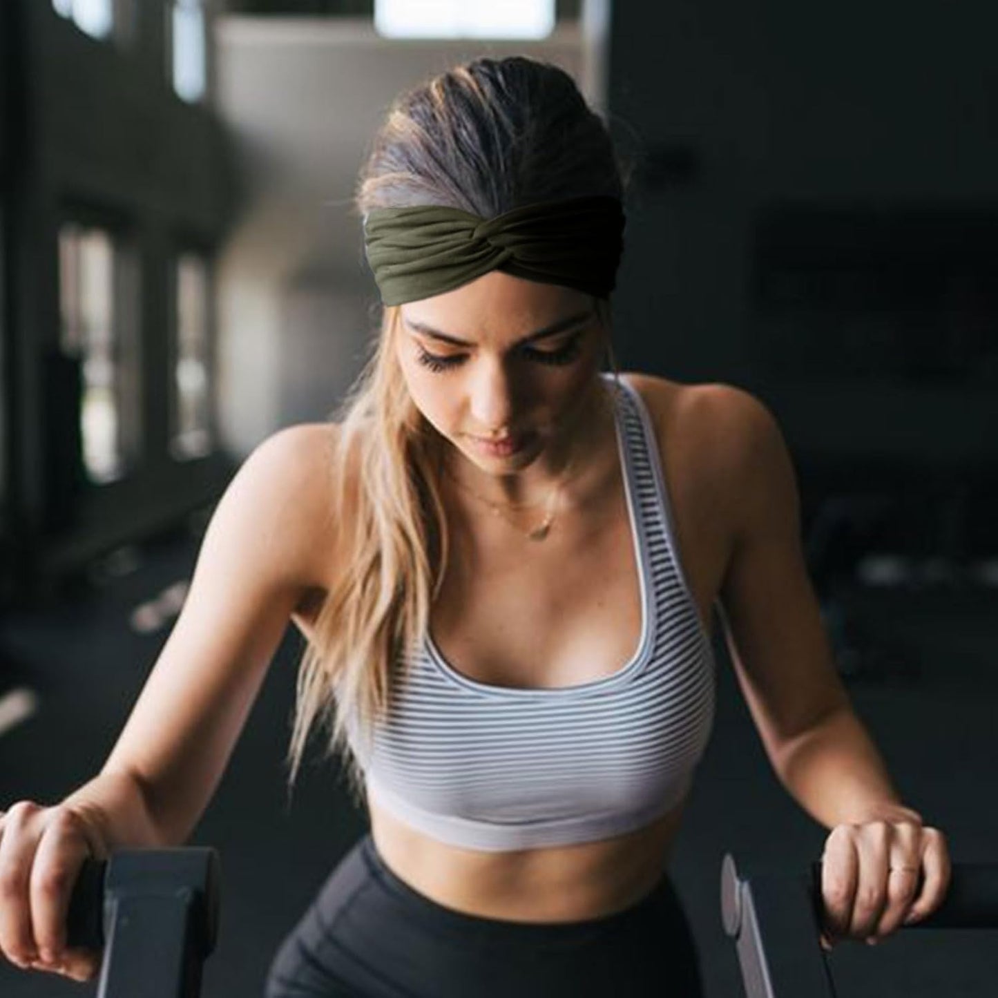 DRESHOW 4 Pack Turban Headbands for Women Wide Vintage Head Wraps Knotted Cute Hair Band Accessories