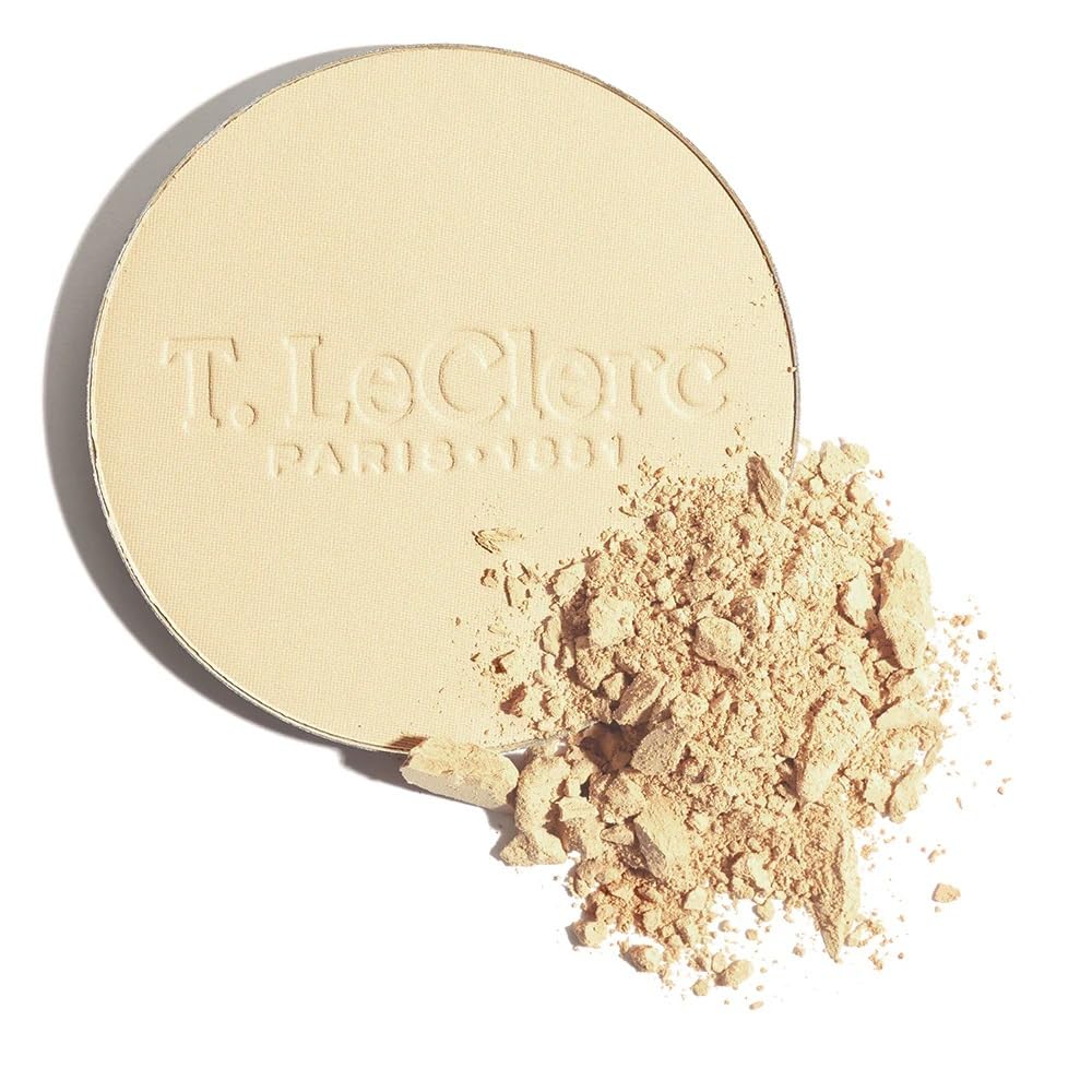 T.LeClerc Rice Compact Powder – Anti-Aging Pressed Powder with Brown Rice Ferment – Long-Lasting Natural Matte Finish – Moisturizing | Non-Comedogenic Face Powder (BANANE, 9G)
