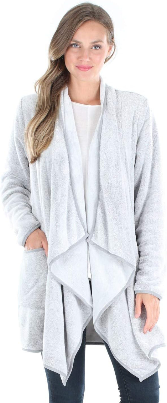 Sleepyheads Women's Fleece Long Sleeve Robe Sherpa-Lined Hooded Bathrobe…
