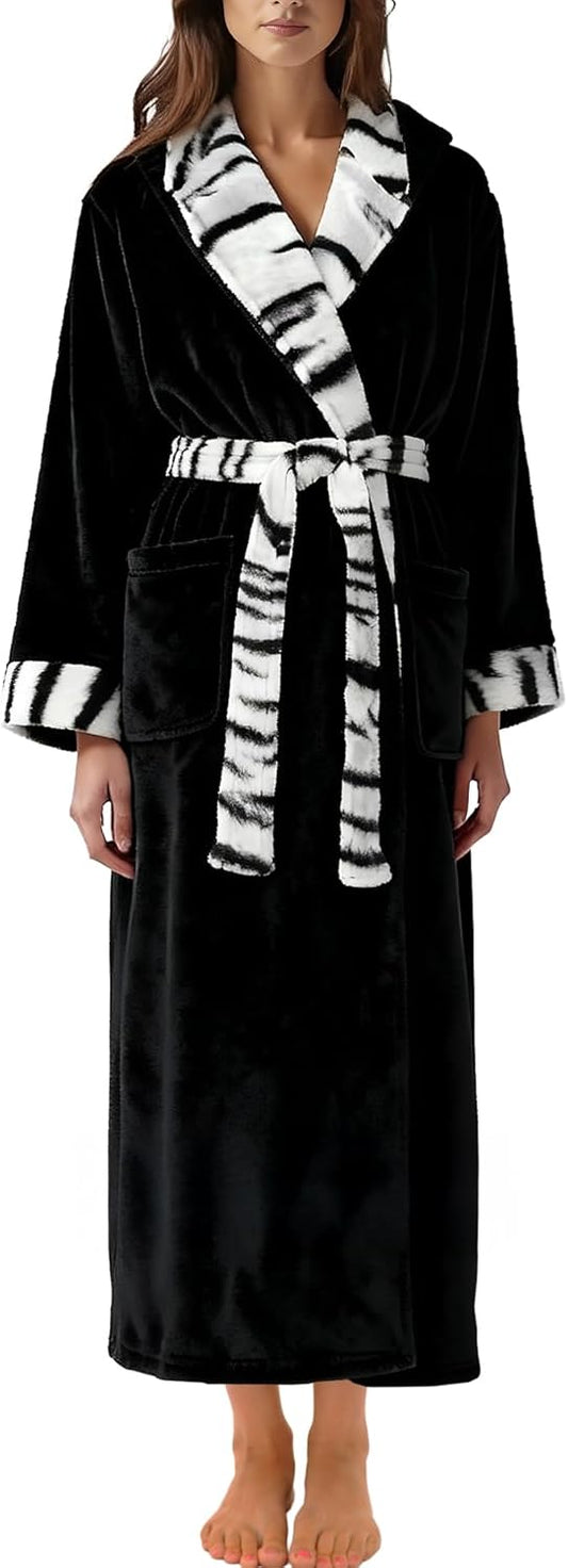 Alexander Del Rossa Womens Robe, Long Plush Bathrobe with Hood, Hooded Robes for Women Plus Size Bath Robe