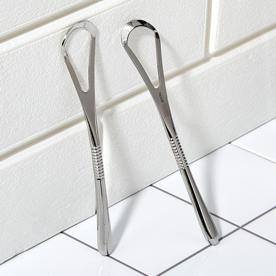 IBANCOOL Tongue Scraper – 316L Stainless Steel Tongue Cleaner with Ergonomic Design to Minimize Gag Reflex, Deep Cleaning Tool, Made in Korea (Wide type for Adults)