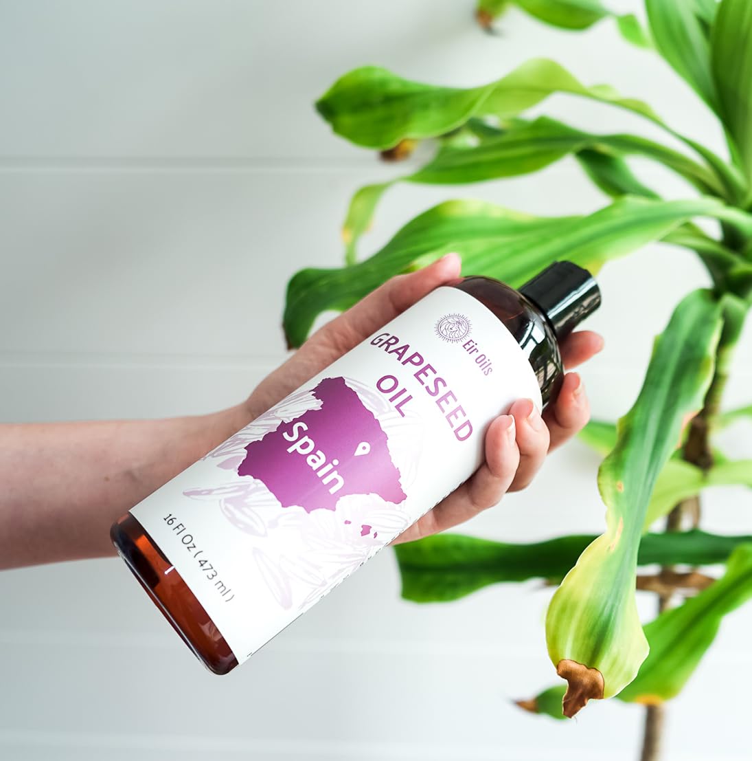 Grapeseed Oil - Pure Grapeseed oil for Skin - 100% Pure Carrier Oil for Hair, Face, and Skin - Direct from EIR Oils in the Beautiful Spanish Countryside (1 Gallon)