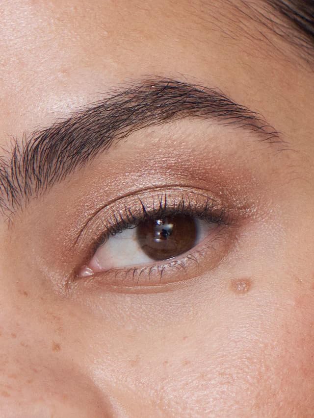 ILIA - Chromatic Liquid Powder Eye Tint | Cream-to-Powder Eyeshadow, Smudge-Resistant, Quick-Dry, Weightless, Water-Based | Non-Toxic, Vegan, Cruelty-Free, Clean Makeup (Fresco, 0.12 fl oz | 3.5 ml)