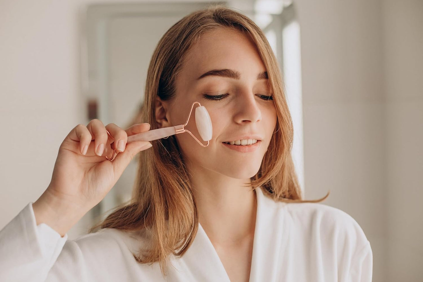 Yobee Face Roller Massager, Rose Quartz, Gua Sha Anti Aging Wrinkles Puffiness Acupressure Facial Skin Care Gift for Women