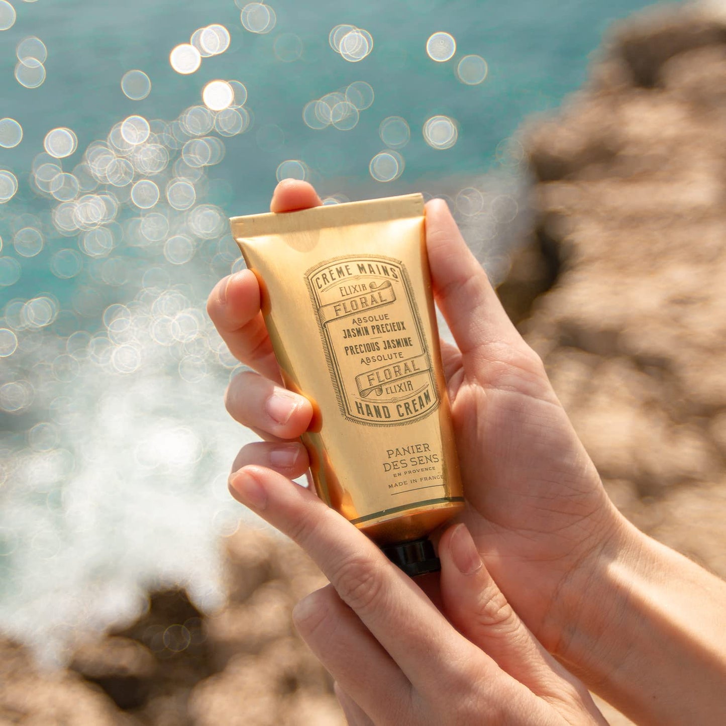 Panier des Sens - Hand Cream for Dry Cracked Hands - Jasmine Hand Lotion with Olive & Almond Oil - Vitamin E Skin Moisturizer with 97% Natural Ingredients - Made in France, 2.5 fl oz