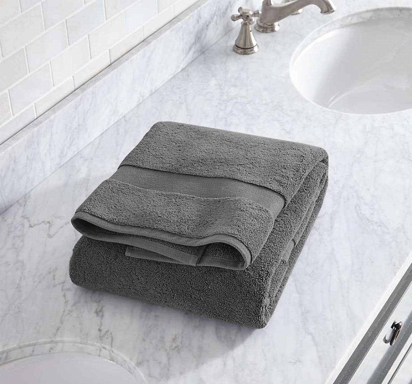 Delara 100% Organic Cotton Towels 650 GSM Plush Feather Touch Quick Dry Bath Towel, GOTS Certified, Oeko-Tex Green Certified, Organic Cotton,Sharkskin Grey,1 Piece Bath Towel, 30"X58"