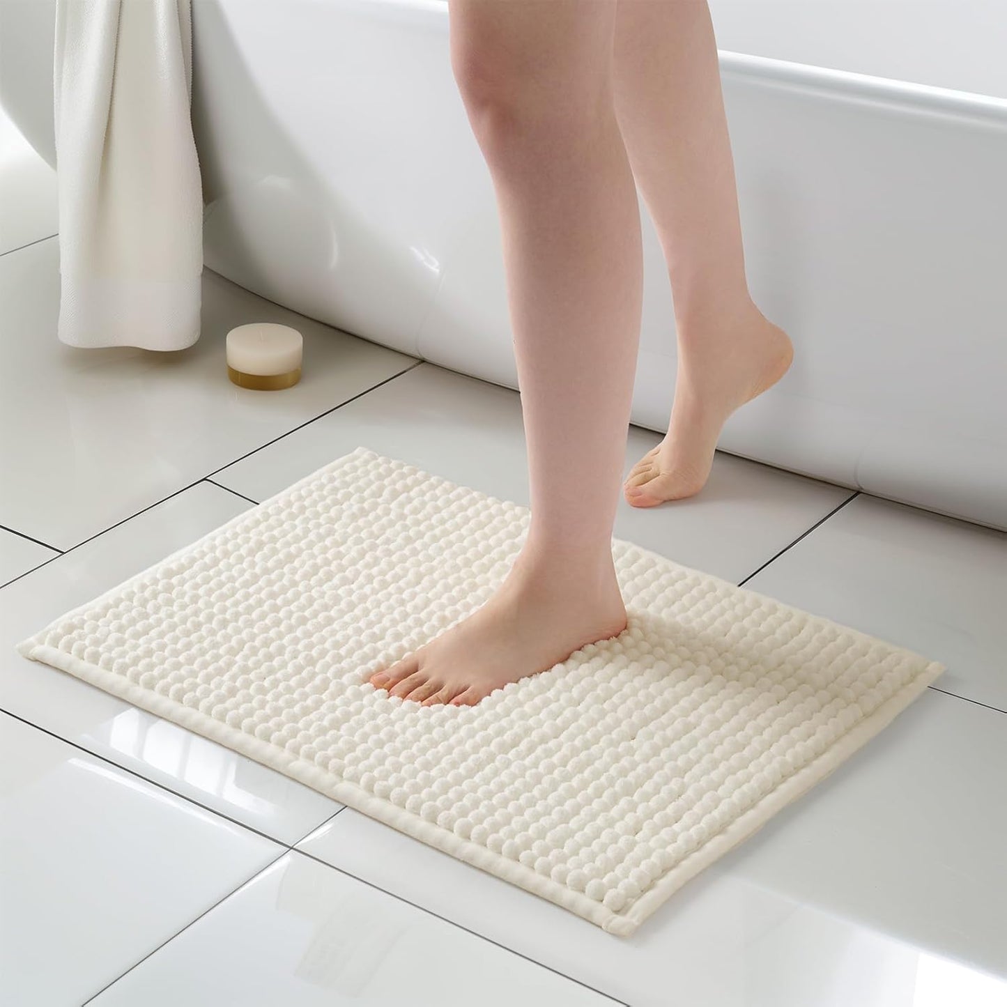 FRESHMINT Thick Chunky Chenille Bathroom Rug 17"x24", Non Slip Bath Mat, Soft Bathroom Decor, Cute Shower Mat, Water Absorbent, Washable, Cream White
