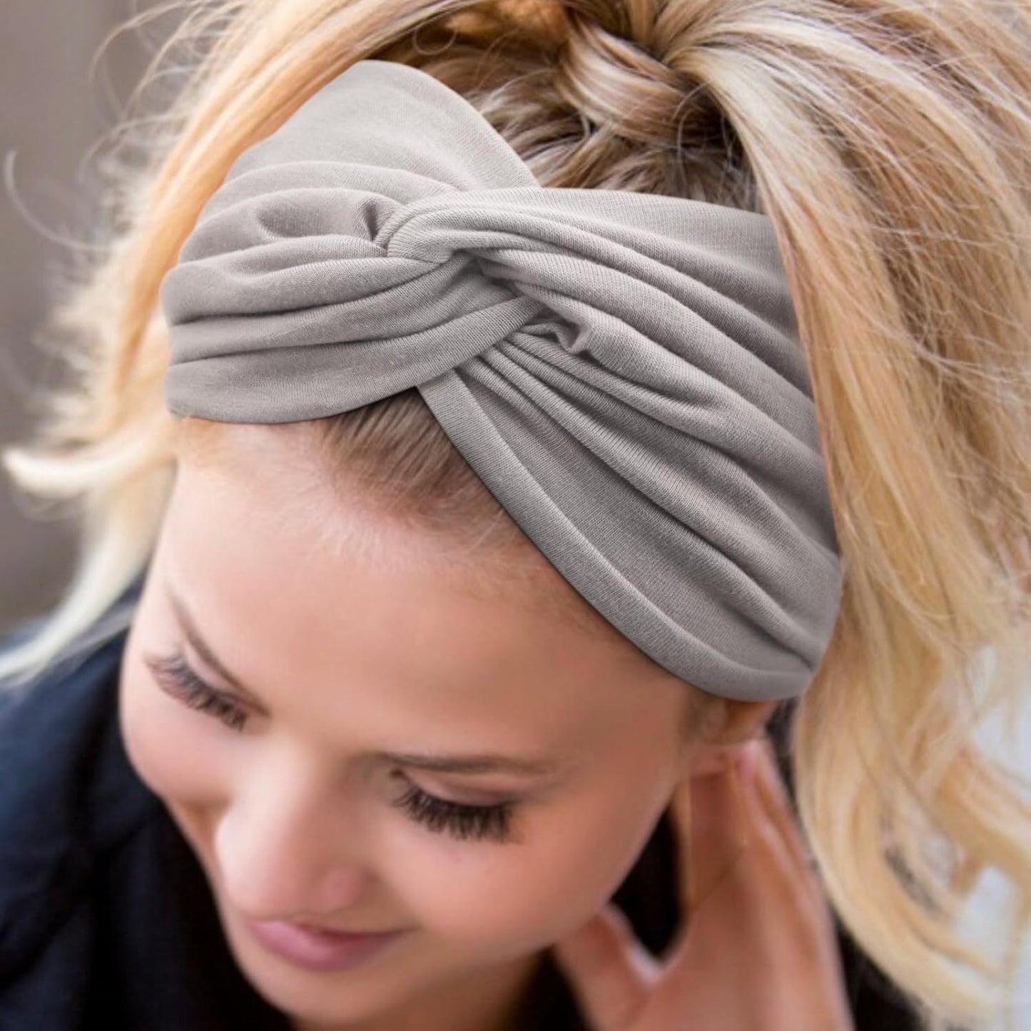 DRESHOW 4 Pack Turban Headbands for Women Wide Vintage Head Wraps Knotted Cute Hair Band Accessories