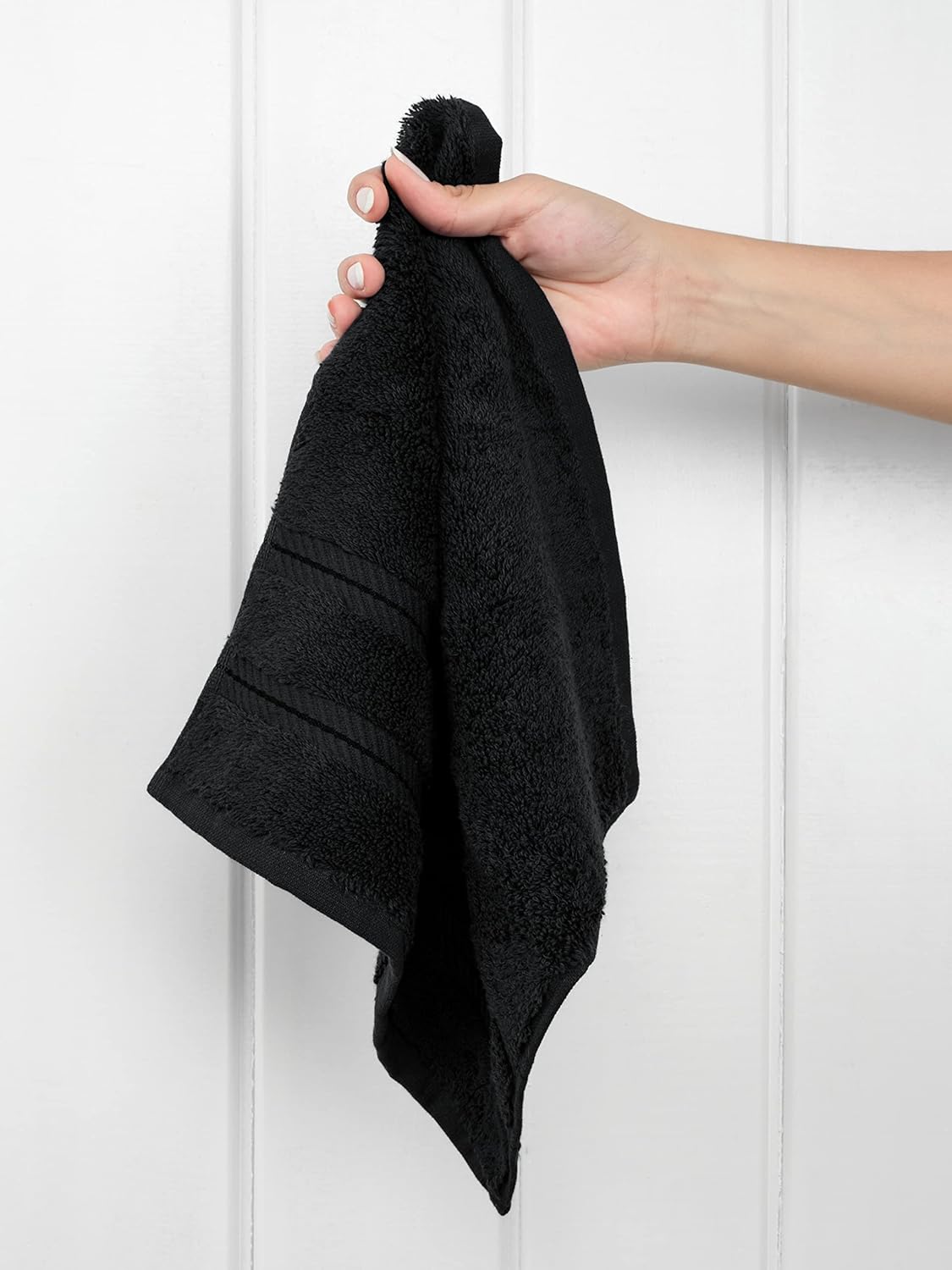 American Soft Linen Luxury Washcloths for Bathroom, 600 GSM 100% Cotton 4 Piece Turkish Wash Cloth Set, 13x13 in Soft Rags for Body and Face, Black Washcloths