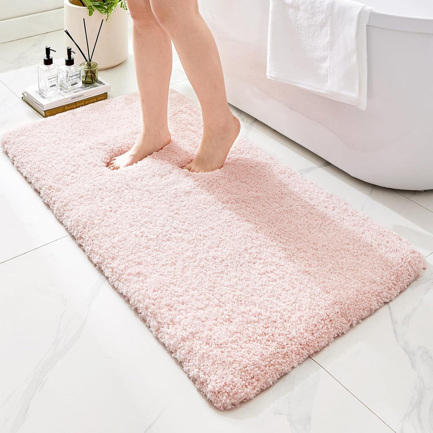 ILANGO Pink Bathroom Rugs 60" × 24" Non Slip & Super Absorbent Extra Thick Soft, Washable Bath Carpet Runner for Floor, Microfiber Plush Shaggy Bath Mats with Rubber for Bedroom Bathtub Shower Room