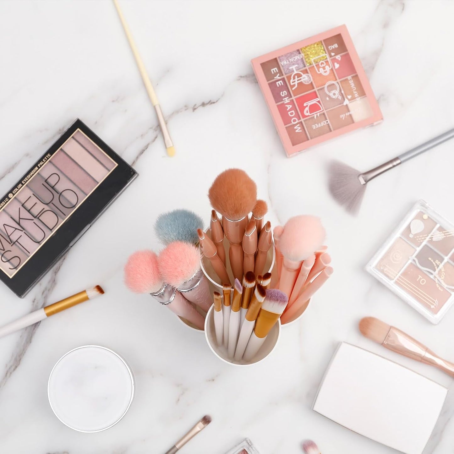 Yesesion Makeup Brush Holder Organizer for Vanity, Plastic Round Cosmetics Brushes Storage with 4 Compartment for Lipsticks, Hair Accessories, Beauty Tool in Bathroom, Dresser, Pencil Cup (White)