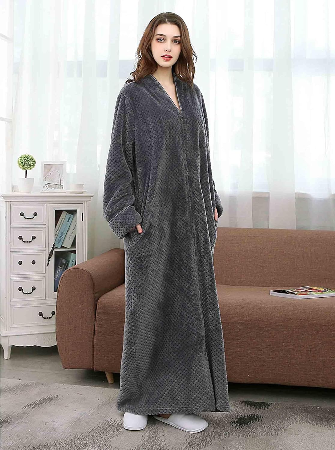 Artfasion Womens Fleece Robe Plush Long Zip Front Bathrobe with Pockets Warm Soft Zippered Bathrobes for Women