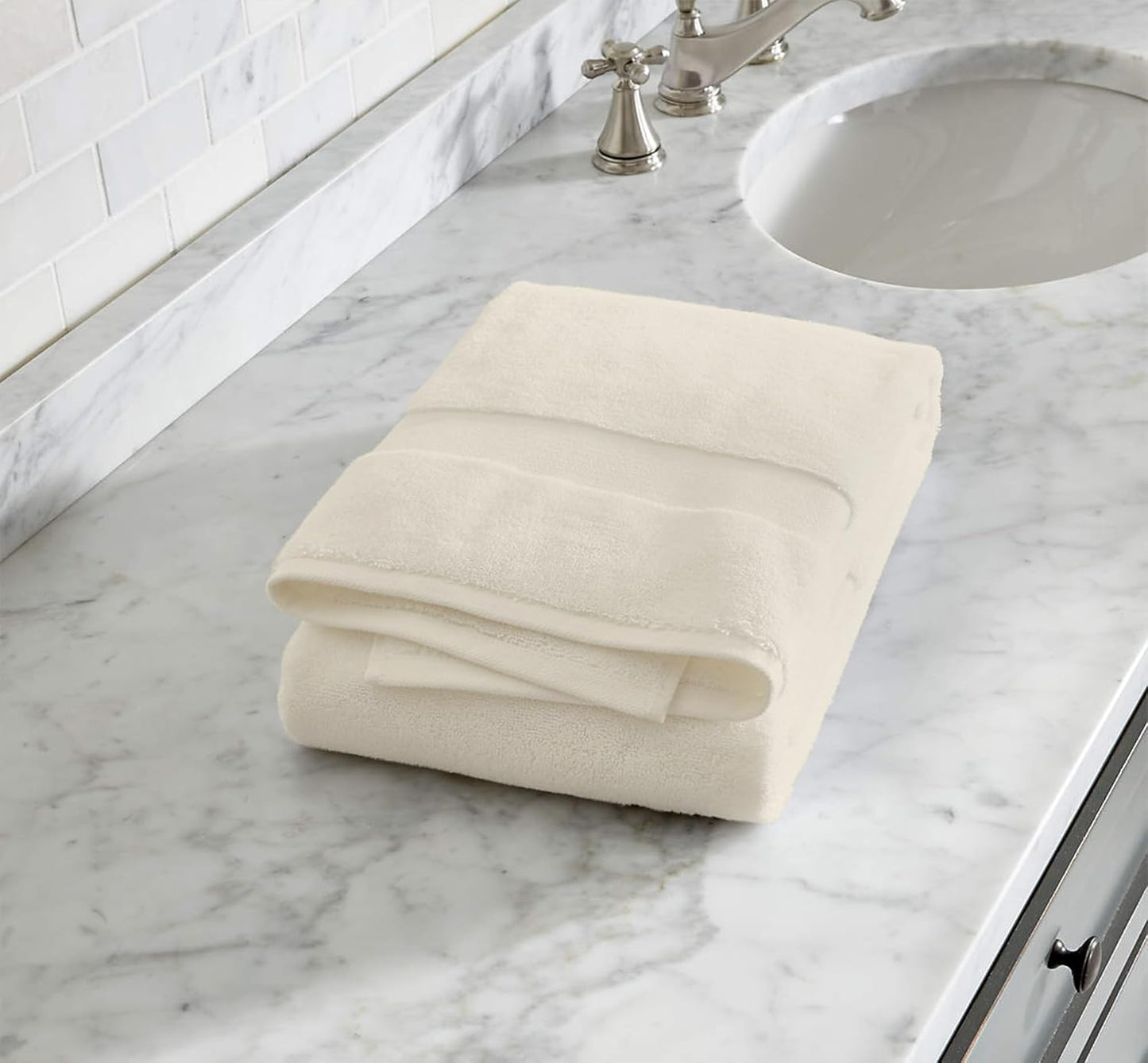 Delara 100% Organic Cotton Towels 650 GSM Plush Feather Touch Quick Dry Bath Towel, Pack of 12 GOTS Certified, Oeko-Tex Green Certified, Organic Cotton Bath Towel, 30"X58"