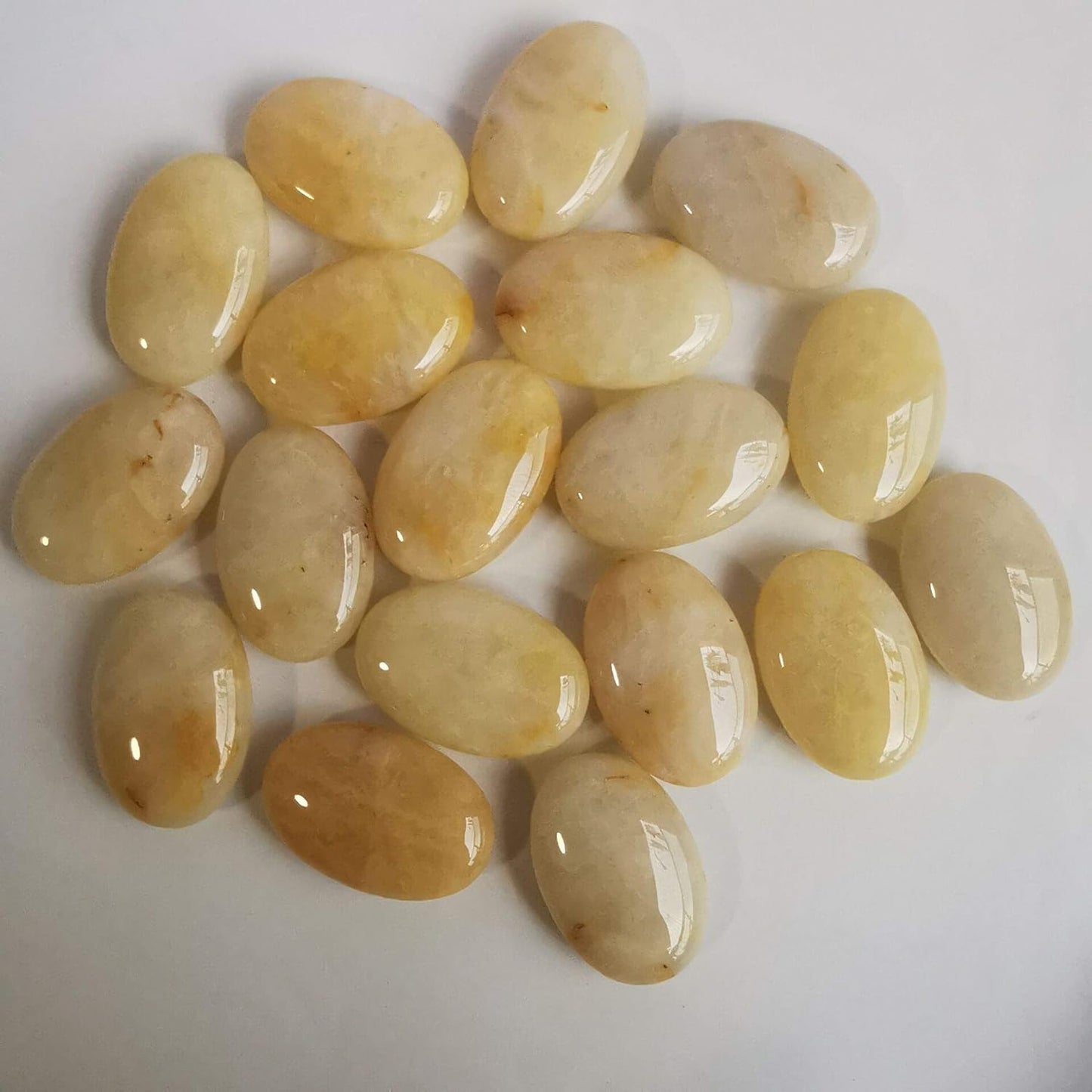 LoveliomeIce Natural Yellow Jade Oval Polished Worry Stones, Healing Crystal Indoor Fountain Stones Massage Energy Anxiety Relief Items