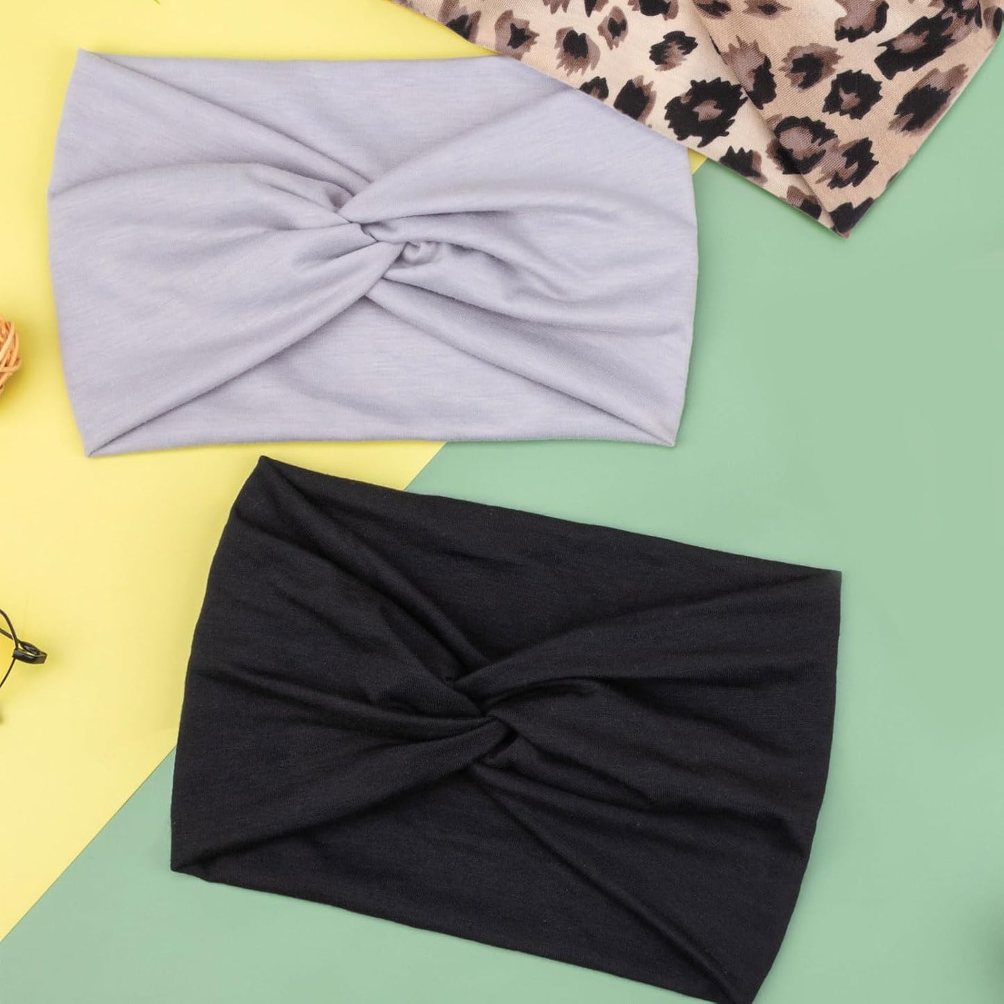 DRESHOW 4 Pack Turban Headbands for Women Wide Vintage Head Wraps Knotted Cute Hair Band Accessories