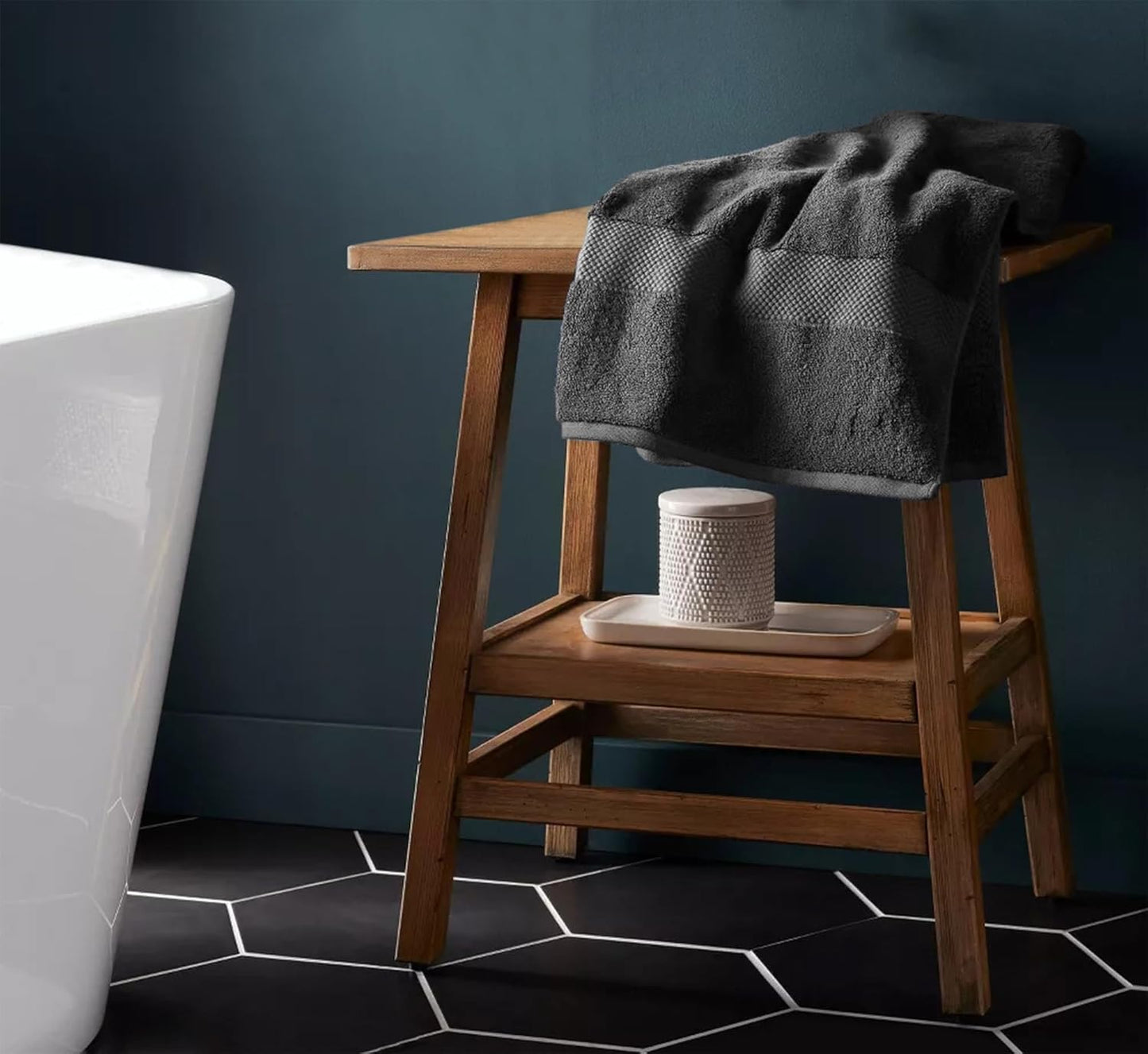 Delara 100% Organic Cotton Towels 650 GSM Plush Feather Touch Quick Dry Towel, 4-Piece Towel Set GOTS Certified, Oeko-Tex Green Certified, 1 Bath Towel, 1 Bath Sheet, 1 Hand Towel & 1 Wash Cloth