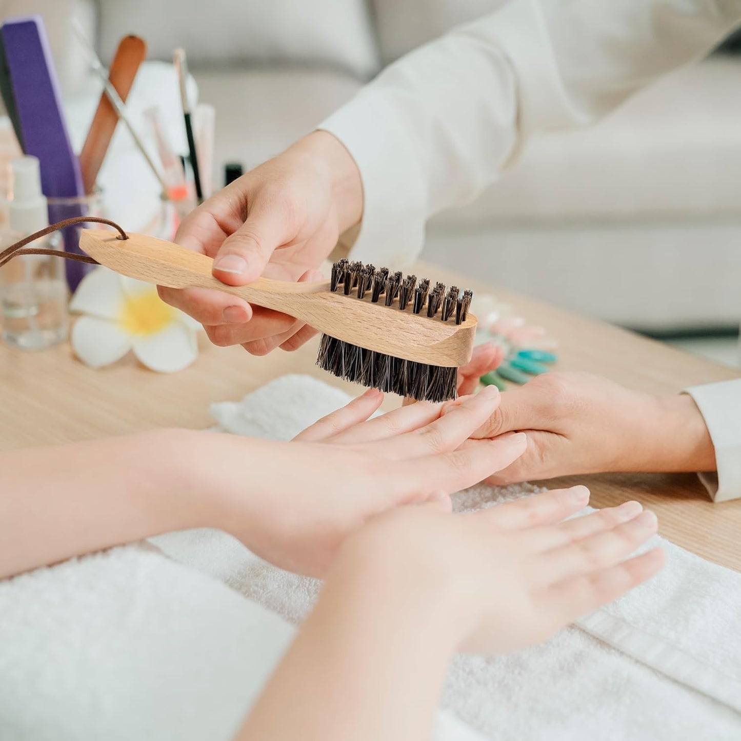 Takavu Horsehair Nail Brush, Natural Wood Handle, Nail Cleaning Brush for Scrubbing Fingernail Toenail Hand Feet, Dual Sided for Regular Manicure Nail Care Hygiene