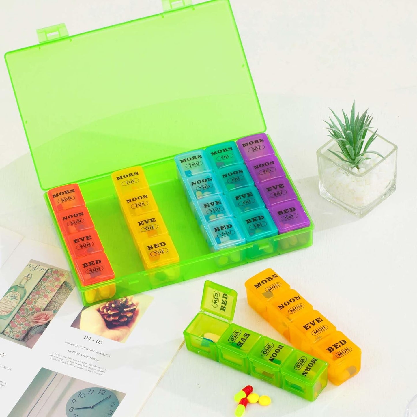 XL Large Weekly Pill Organizer 4 Times a Day, 7-Day Pill Boxes and Organizer AM PM, Big Compartments Pill Case, Monthly Medication Organizer 28 Days Dispenser for Fish Oils