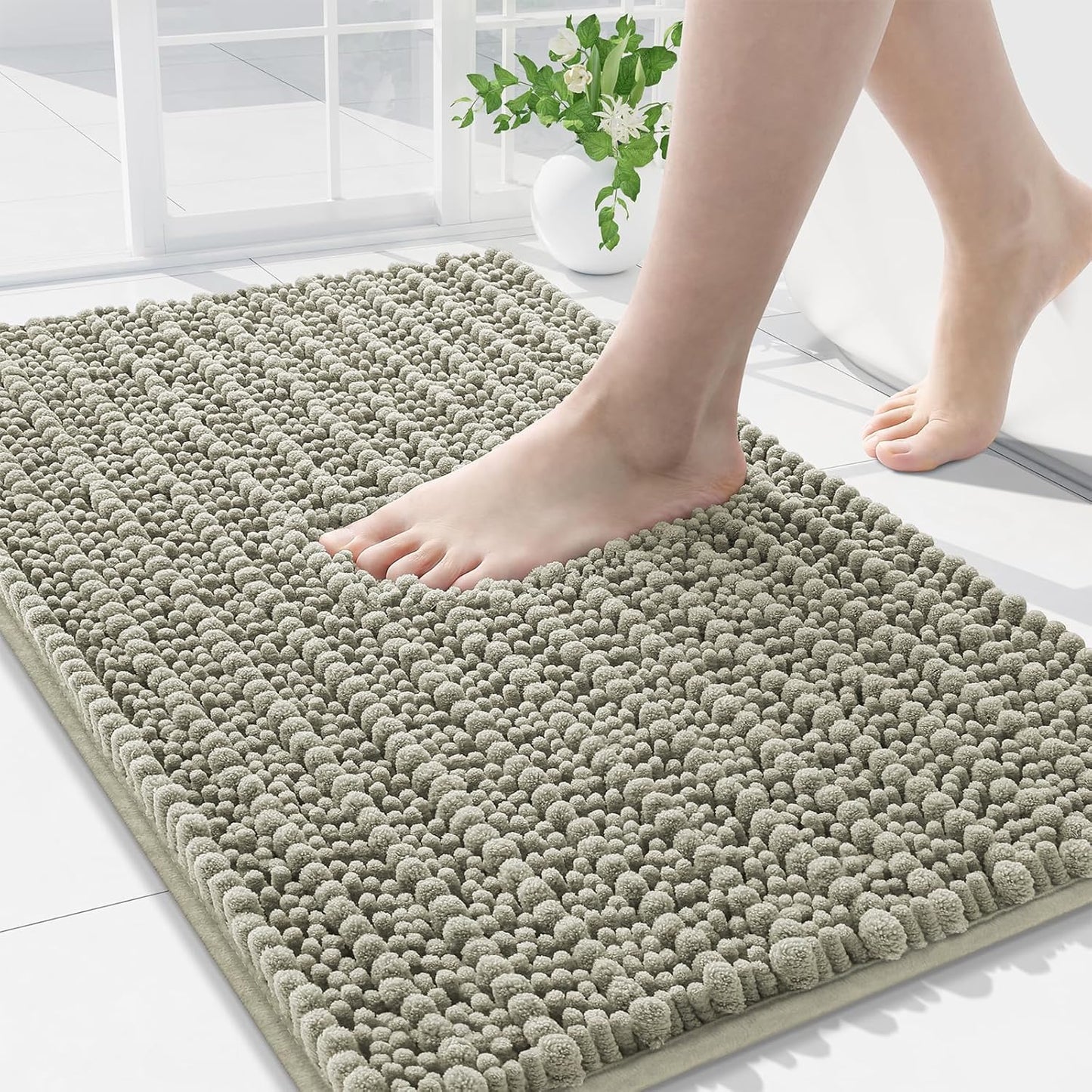 Arotive Luxury Chenille Bathroom Rug Mat, Extra Soft Thick Absorbent Shaggy Bath Rugs, Non-Slip Machine Wash Dry, Plush Bath Mats for Bathroom, Shower and Tub, 30x20, Warm Taupe