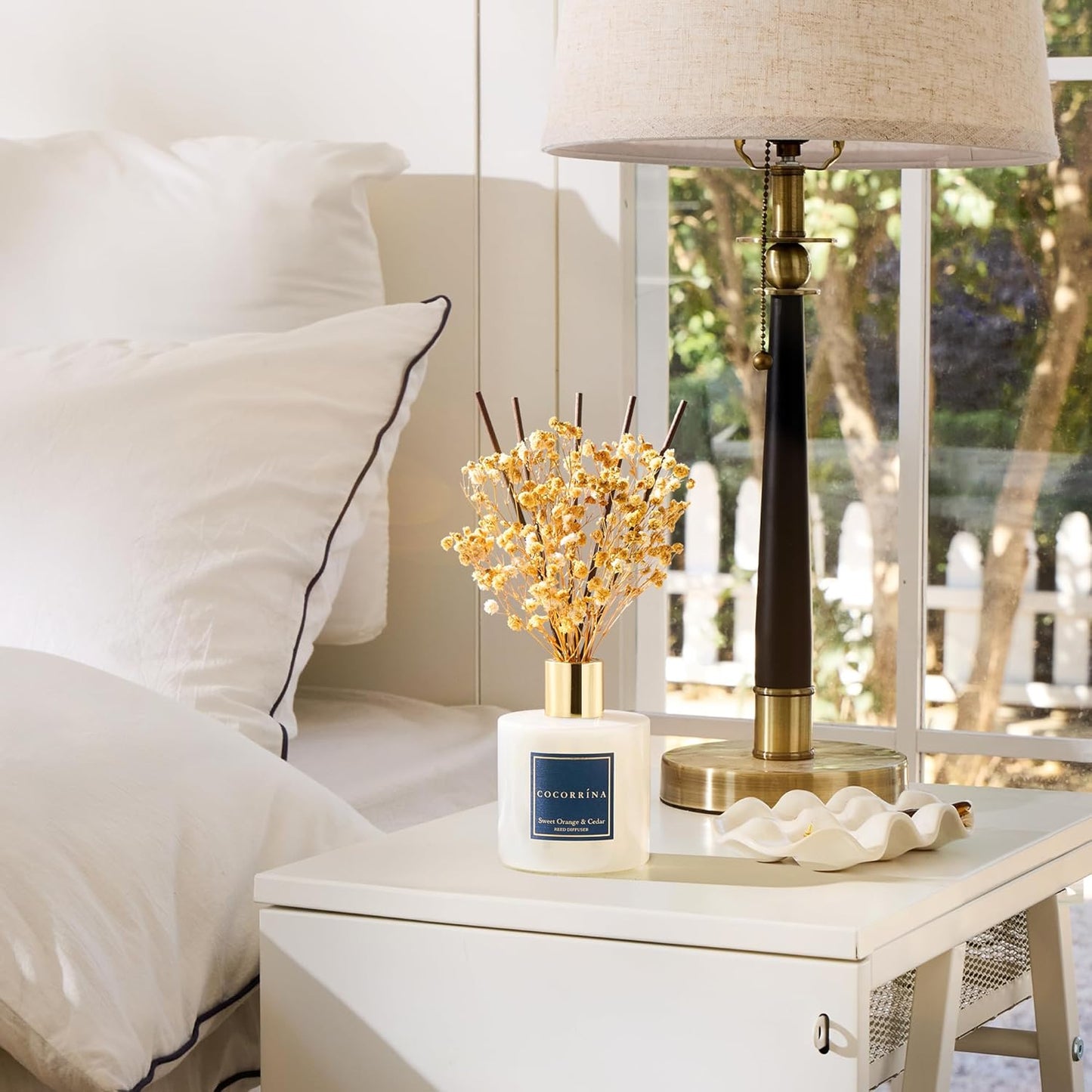 COCORRÍNA Reed Diffuser - Sweet Orange & Cedar 6.7 Fl.oz Reed Diffuser Set with Sticks & Preserved Baby's Breath, Reed Diffuser for Home Bathroom Shelf Decor