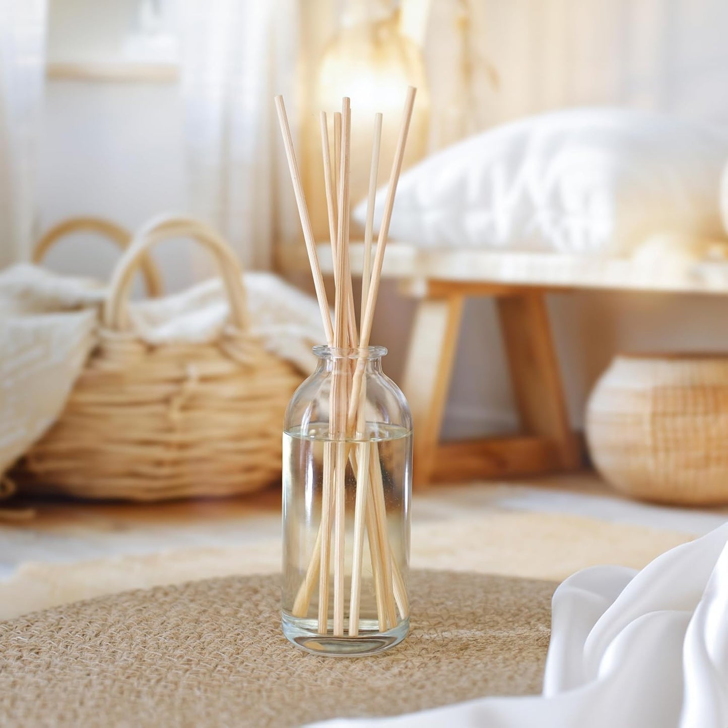 Urban Naturals Apples & Spice Apple Cinnamon Reed Diffuser Oil Set – Red Apple, Cinnamon, Nutmeg Clove & Vanilla Scented Diffusing Reed Sticks – Great Fall & Holiday Scent – Made in The USA