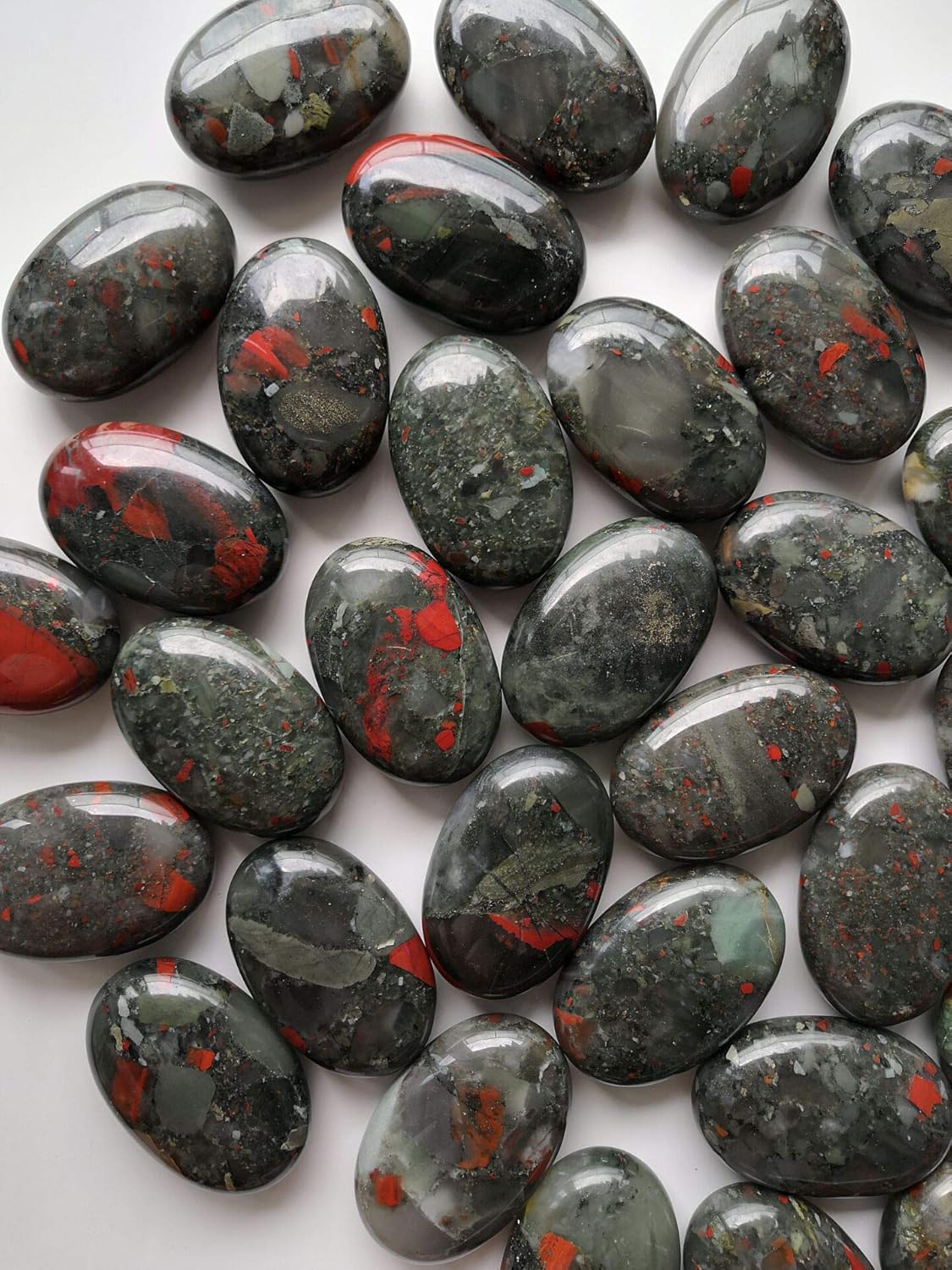 Natural Africa Bloodstone Oval Polished Worry Stones, Healing Crystal Indoor Fountain Stones Massage Energy Anxiety Relief Items