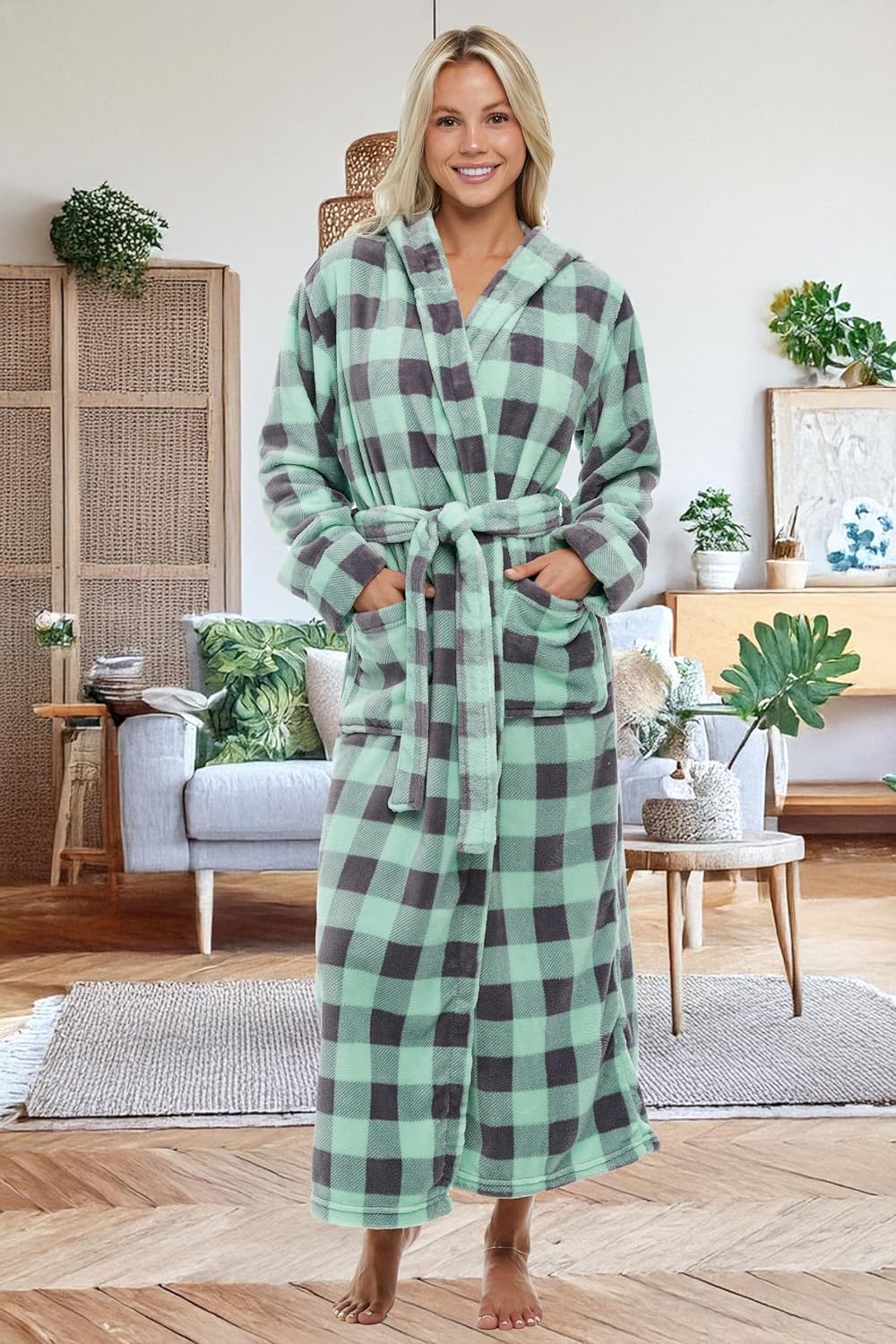 Alexander Del Rossa Womens Robe, Long Plush Bathrobe with Hood, Hooded Robes for Women Plus Size Bath Robe