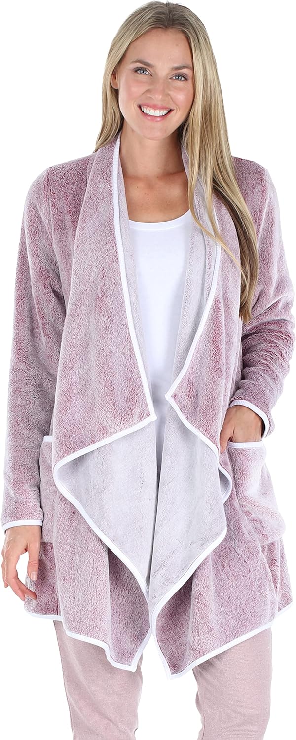 Sleepyheads Women's Fleece Long Sleeve Robe Sherpa-Lined Hooded Bathrobe…
