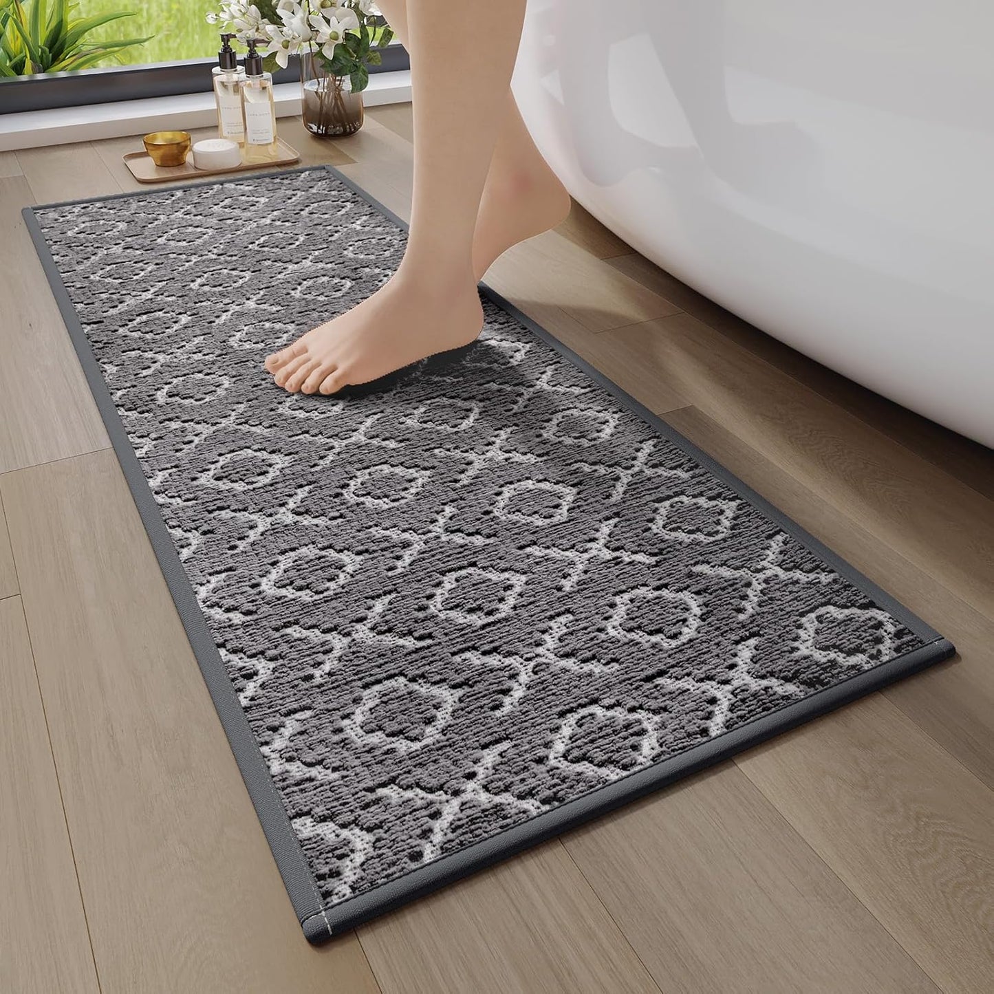 Bathroom Rugs Non Slip, Super Absorbent Quick Dry Bath Mat, Rubber Backing Ultra Thin Bathroom Mats Fit Under Door Bathroom Floor Bathtub Shower