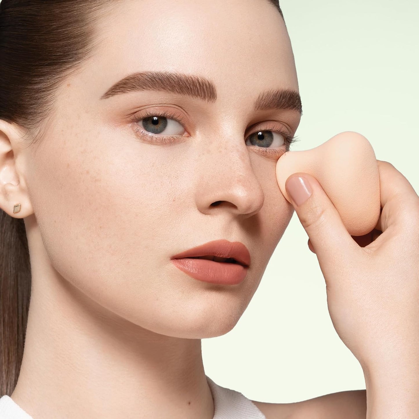 Original Beauty Blender Makeup Sponge Applicator for Powder, Cream & Liquid, Beauty Tools Puff, Streak Free Application, Vegan, Cruelty Free Made in USA, Peach (3 Pieces)