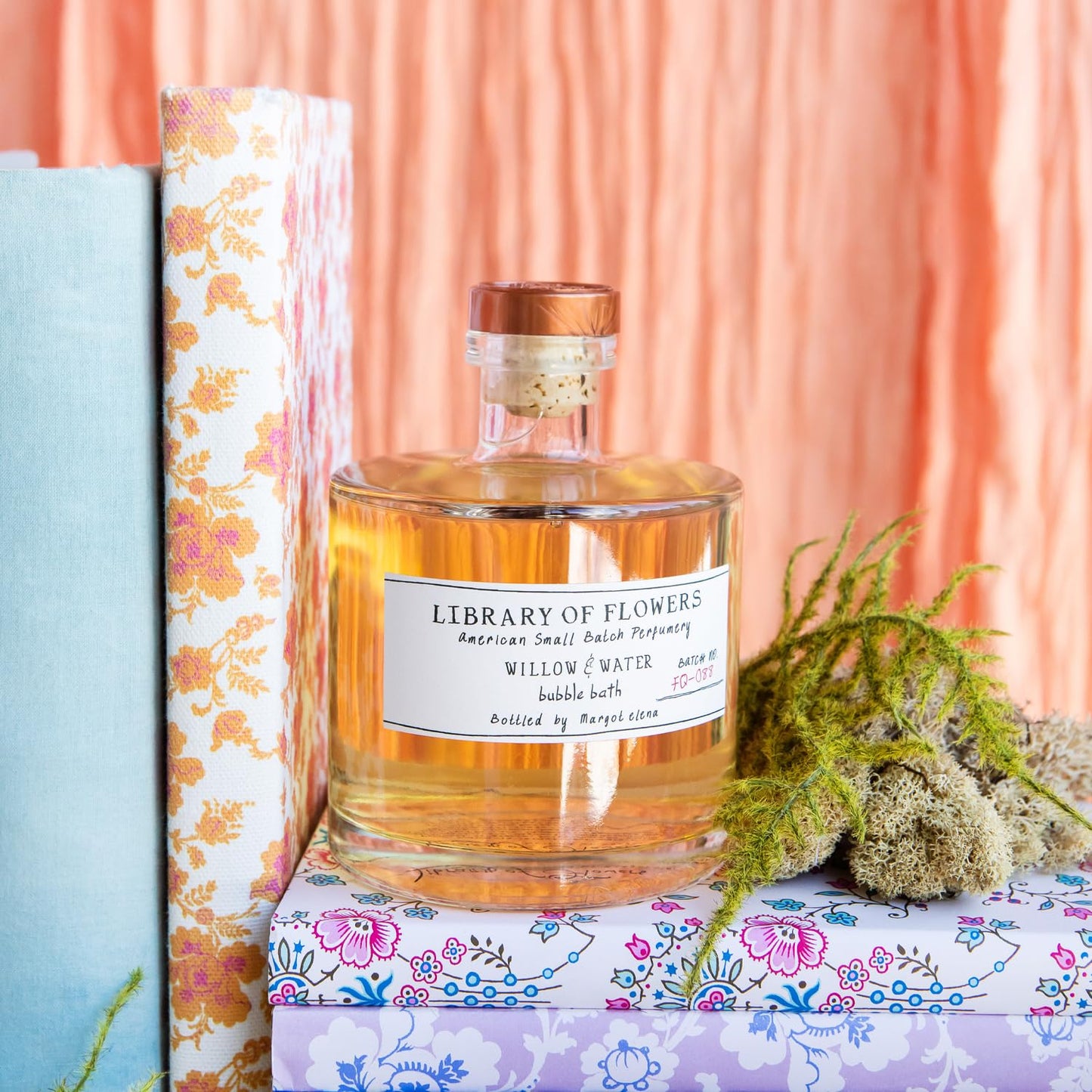 Library of Flowers Willow & Water Bubble Bath, 17 fl. oz., Cut Greens, Flowering Lotus & Watercress, Relaxing & Gentle Luxury Bubbling Soap, Hydrating & Deep Moisturizing, Cocoa Butter & Green Tea