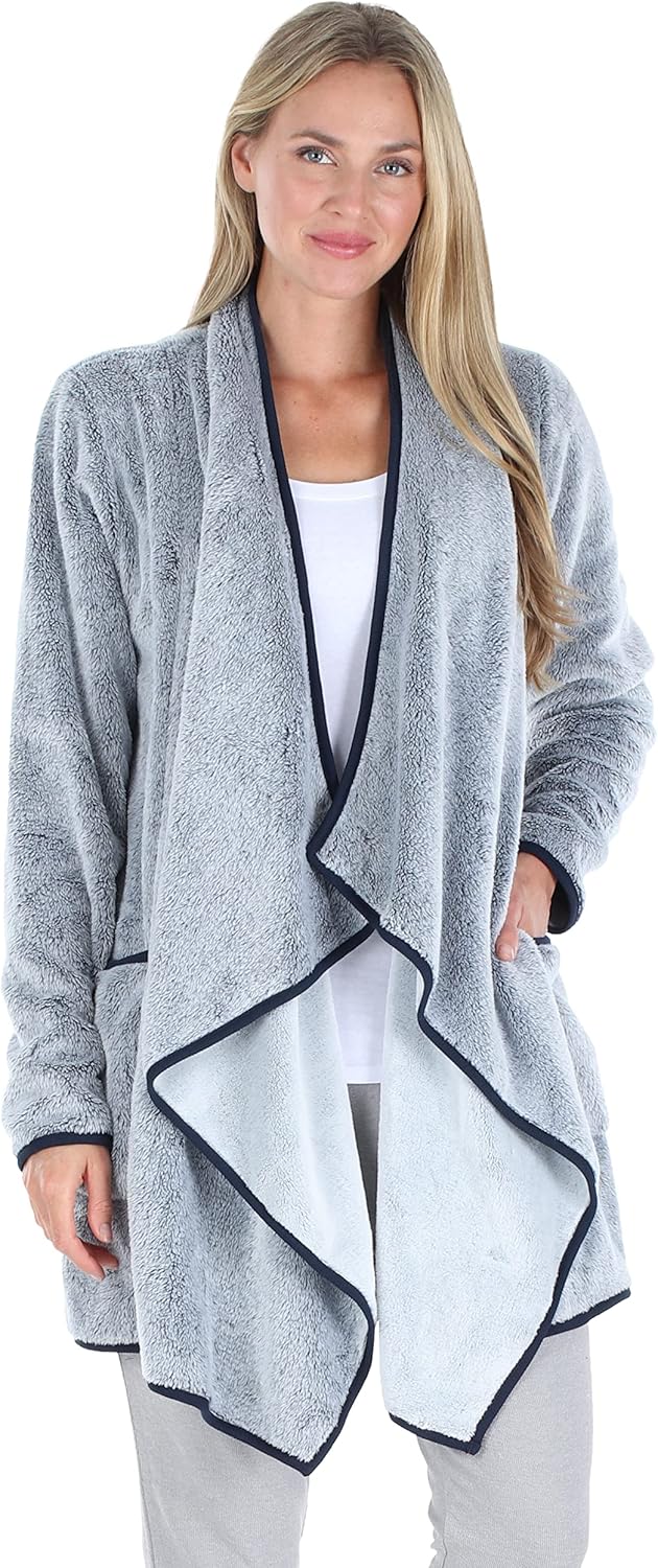 Sleepyheads Women's Fleece Long Sleeve Robe Sherpa-Lined Hooded Bathrobe…