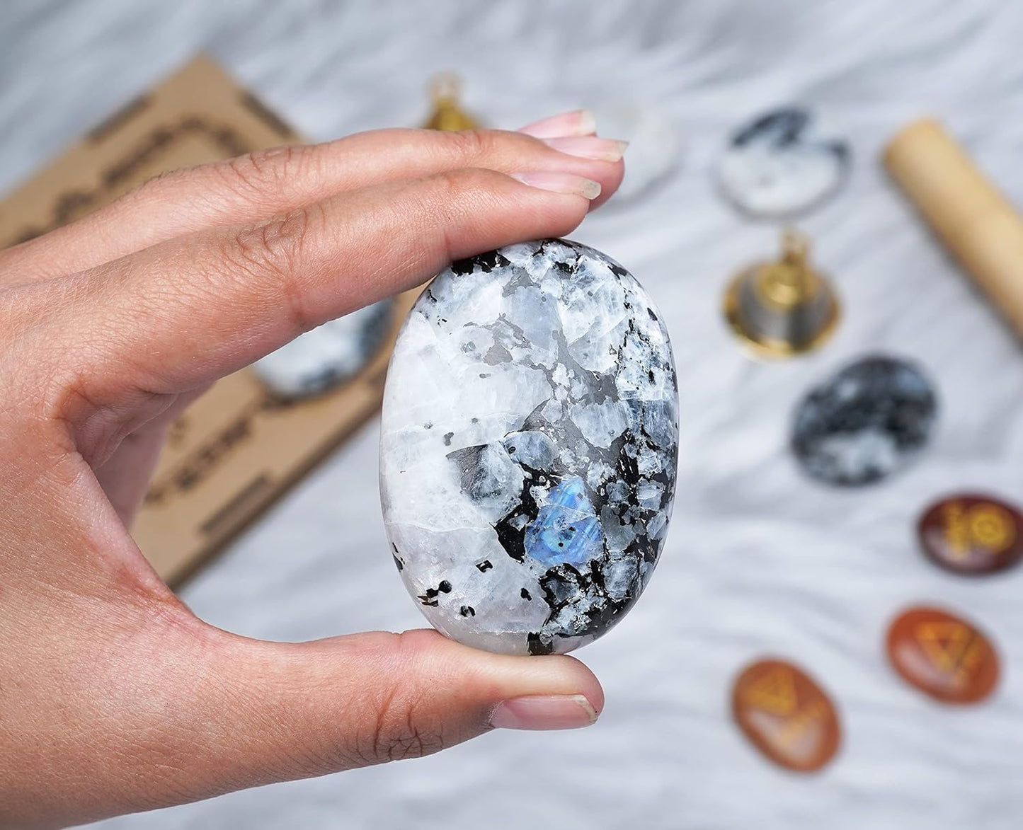 Crocon 50mm Rainbow Moonstone Large Oval Palm Stone 900+ Carats Pocket Massage Worry Stones for Natural Body Chakra Balancing Reiki Healing Stones and Crystal Grid Healing Massage Spa Energy Crystals