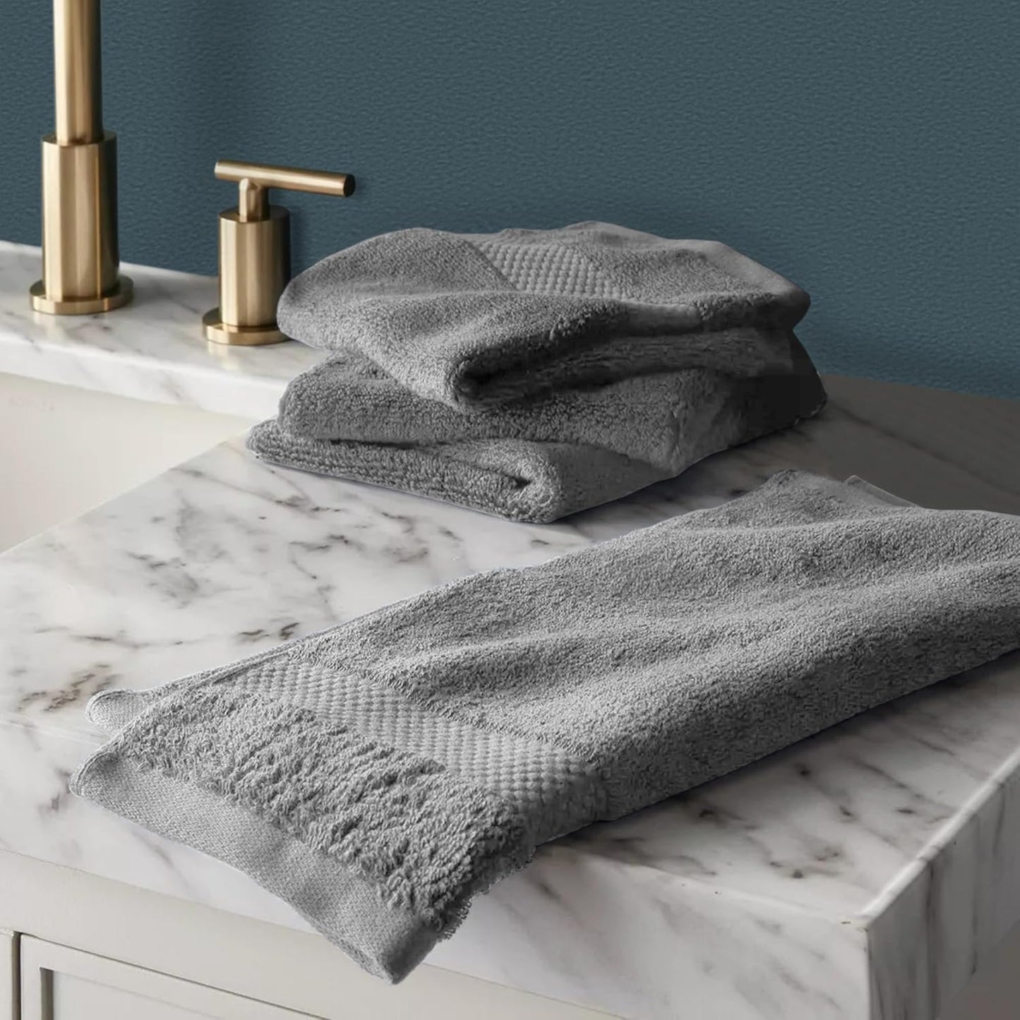 Delara 100% Organic Cotton Towels 650 GSM Plush Feather Touch Quick Dry Wash Cloth, Pack of 12 GOTS Certified, Oeko-Tex Green Certified, Organic Cotton Wash Cloth, 13"X13"