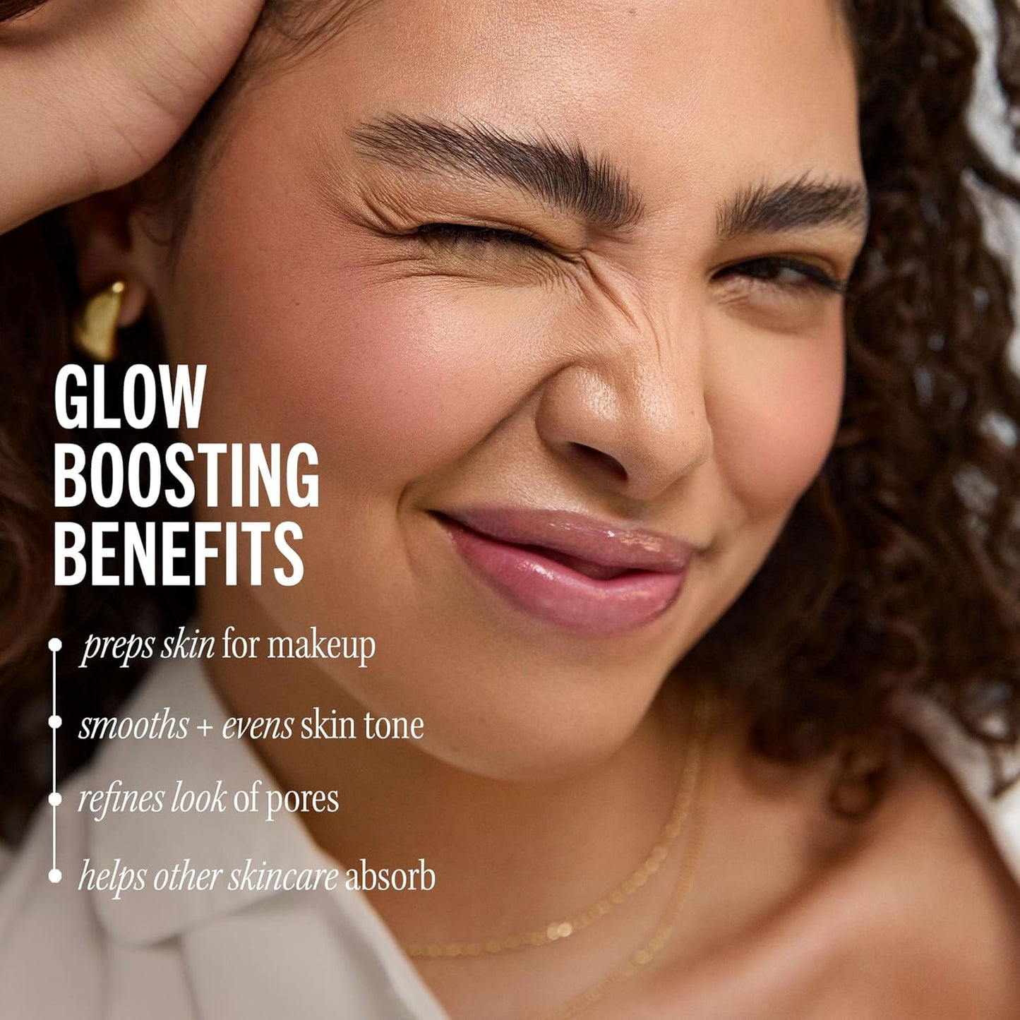 First Aid Beauty - Facial Radiance Pads with Glycolic & Lactic Acids, Daily Exfoliating Pads with AHA, Visibly Smaller Pores, Help Tone & Brighten Skin, One-Step Makeup Prep, Compostable, 28, 3ct