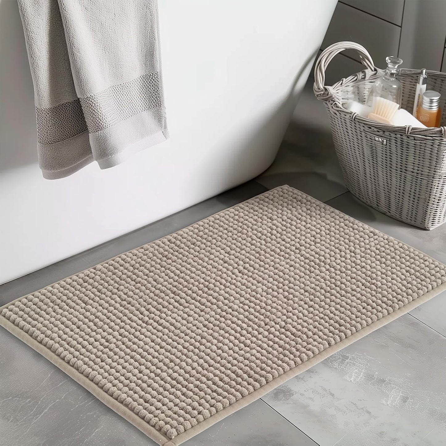 FRESHMINT Thick Chunky Chenille Bathroom Rugs 20"x32", Non-Slip Bath Mat, Soft Bathroom Decor, Cute Shower Mat, Water Absorbent, Washable, Beige