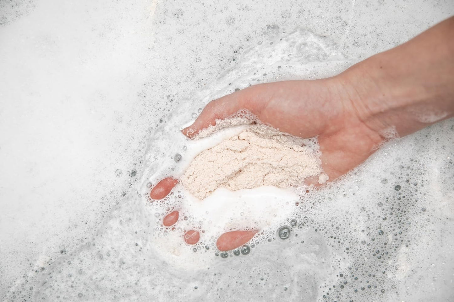 Bathorium Eucalyptus Apothecary Crush, Muscle Recovery Bath Soak, Eucalyptus & Tea Tree Oils, Post-Workout, Sinus Relief, pH-Balanced, 5+ Baths, 21 oz