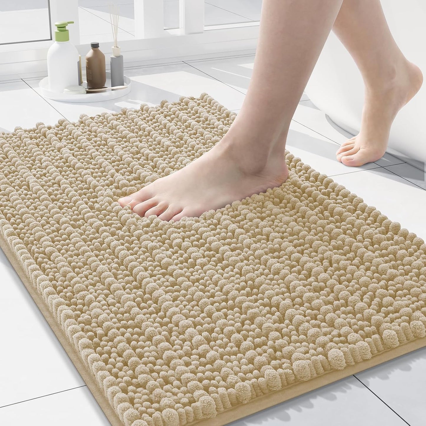 Arotive Luxury Chenille Bathroom Rug Mat, Extra Soft Thick Absorbent Shaggy Bath Rugs, Non-Slip Machine Wash Dry, Plush Bath Mats for Bathroom, Shower and Tub, 30x17, Beige