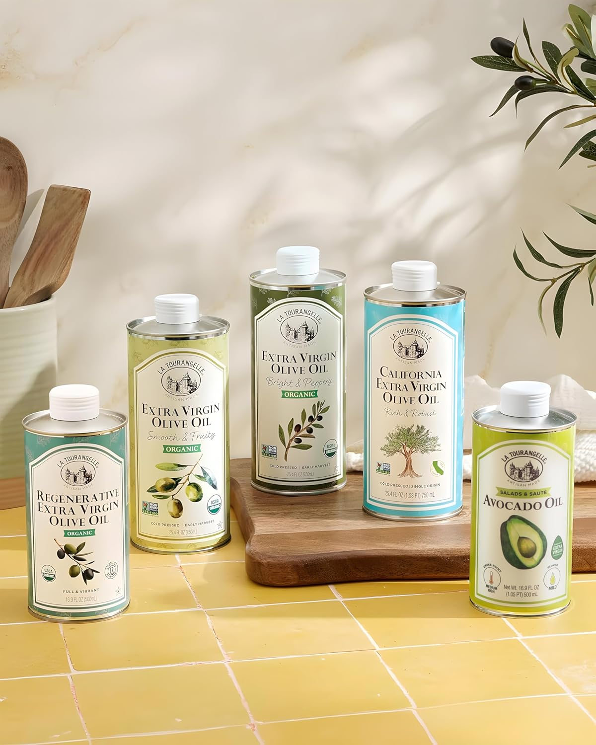 La Tourangelle Avocado Oil 16.9 Fl Oz, All-Natural, Artisanal, Great for Salads, Fruit, Fish or Vegetables, Buttery Flavor