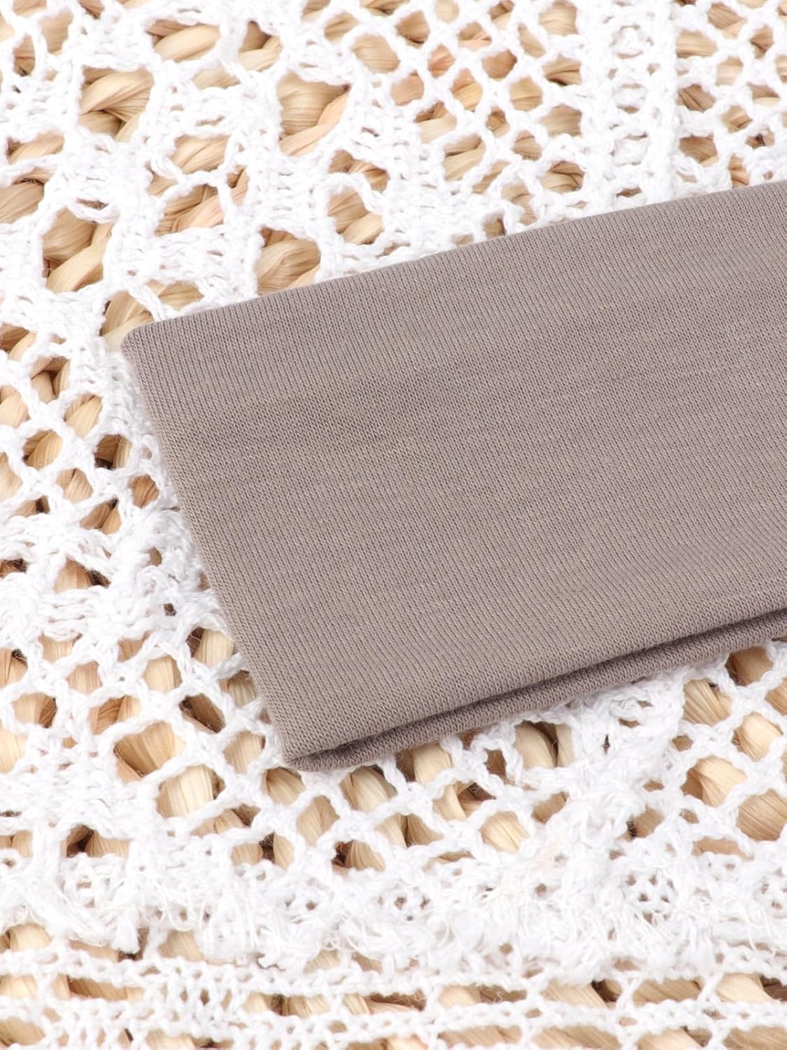 DRESHOW 8 Pack Sports Headbands for Women Non-Slip Stretchy Fashion HairBand Curly Hair Headband Soft Hair Accessories for Daily Wear Workout Yoga Running